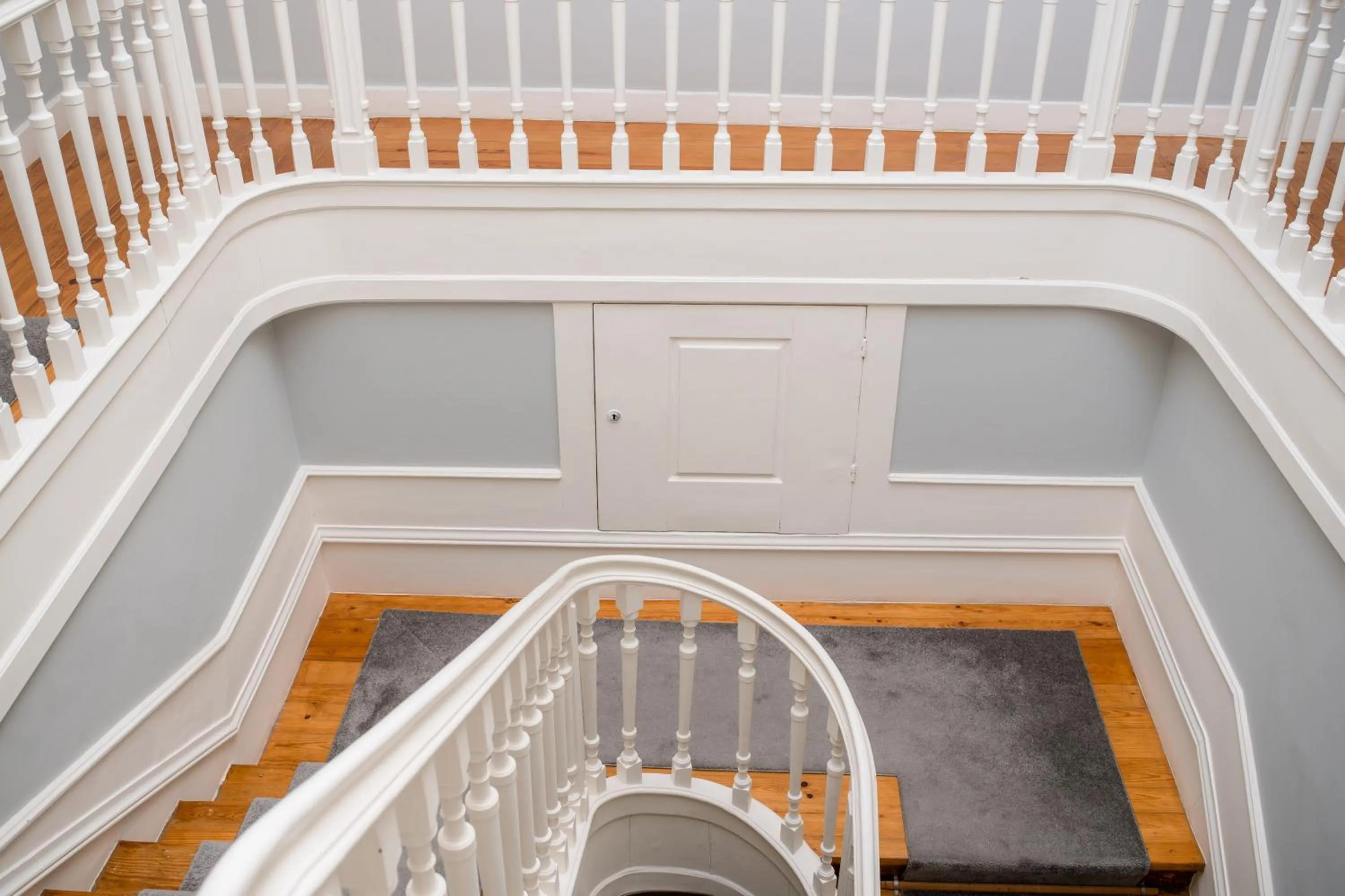 Decanting Porto House