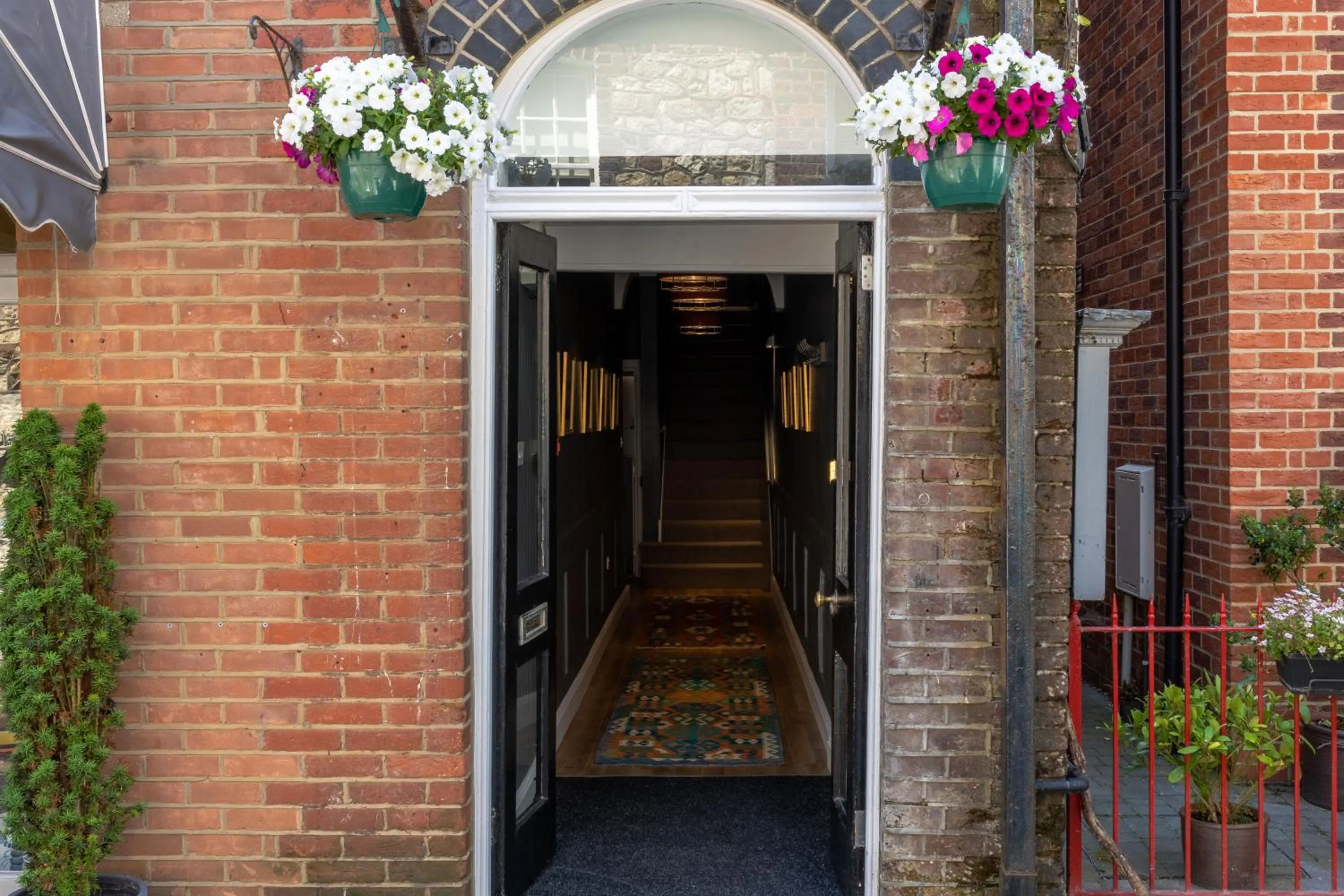 Facade/entrance in The George Hotel and Beach Club