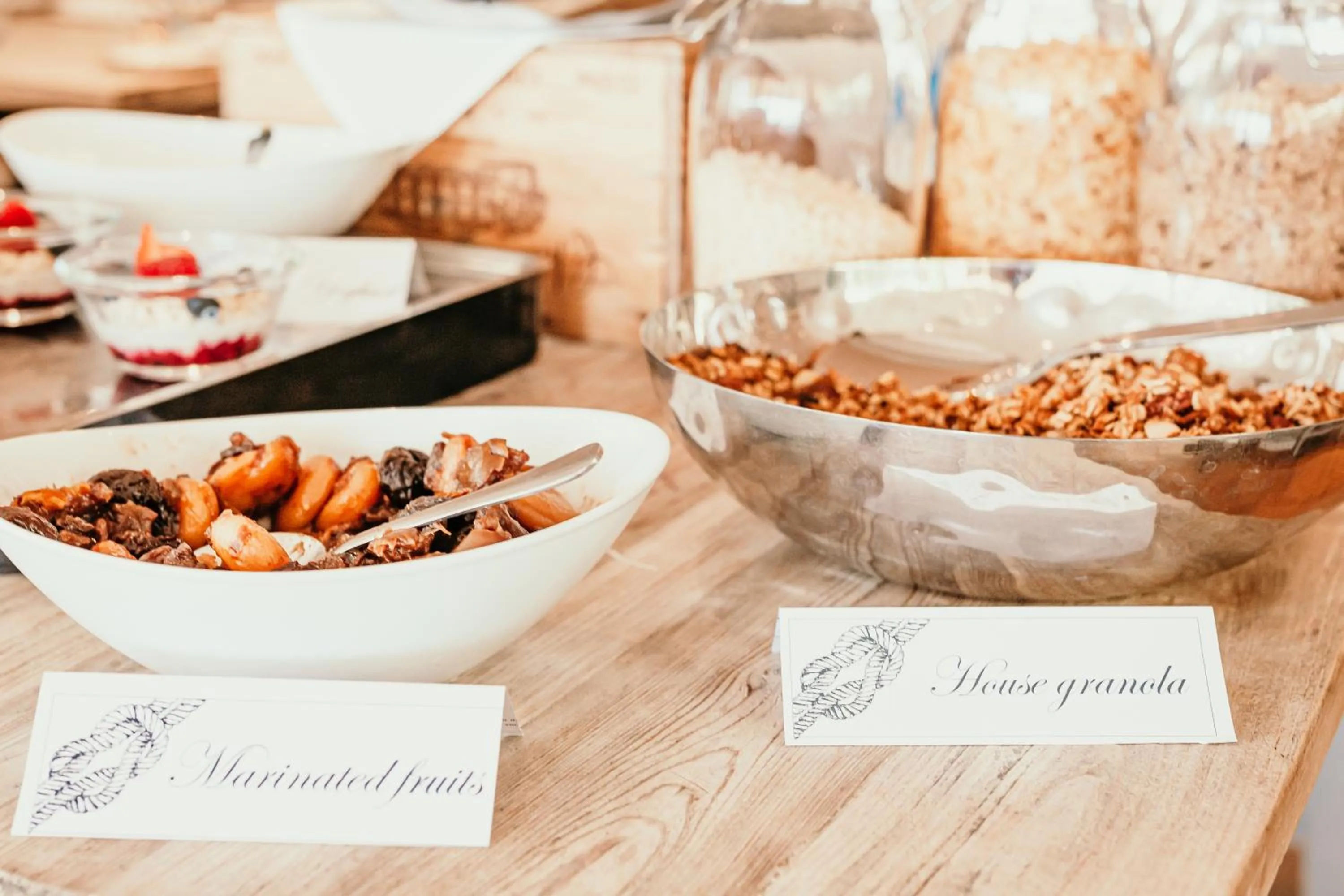 Buffet breakfast in The George Hotel and Beach Club