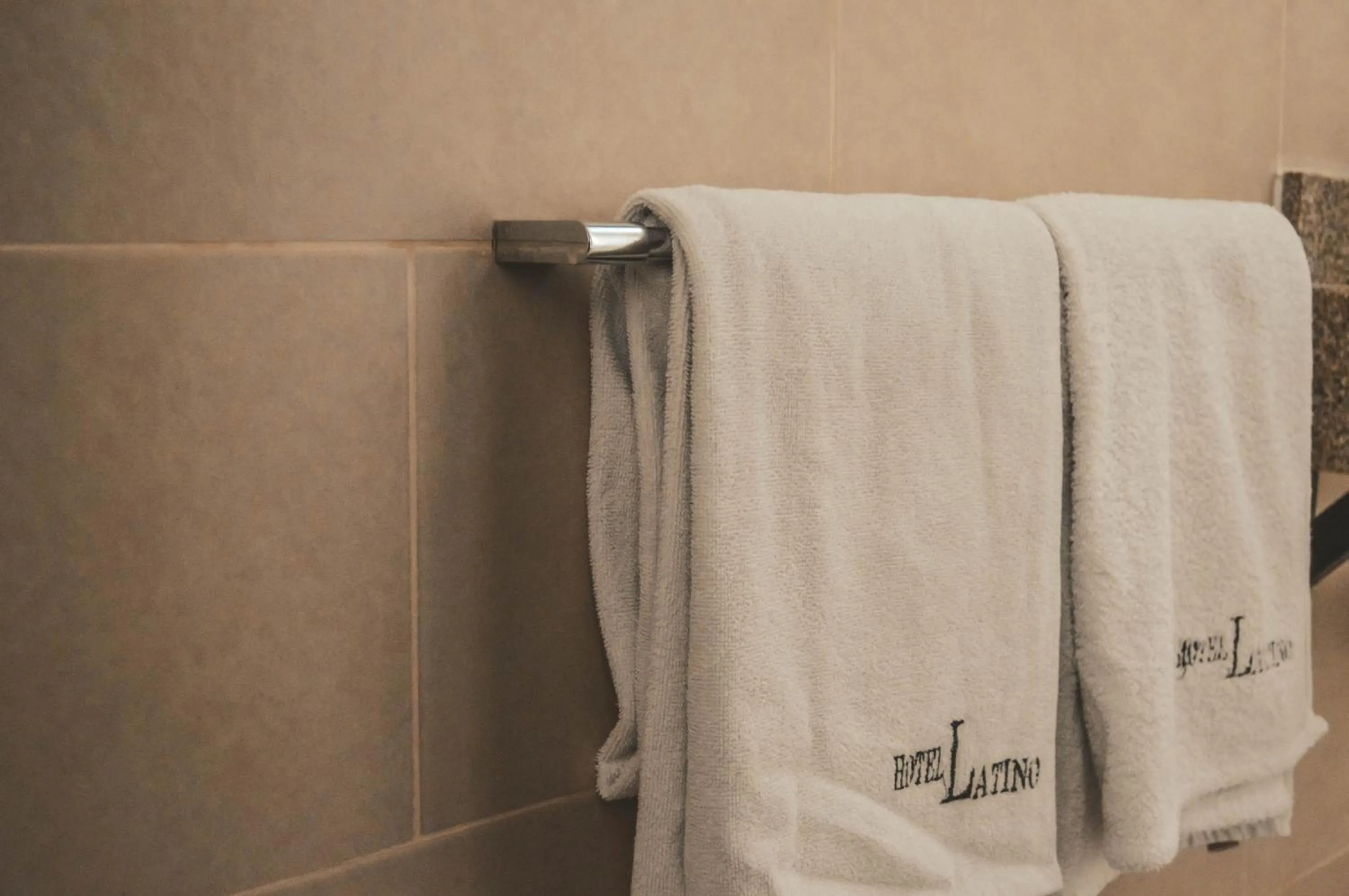 towels in Hotel Latino