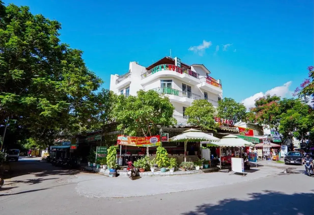 LUCKY HOTEL LIEN PHUONG LUCKY HOTEL LIEN PHUONG