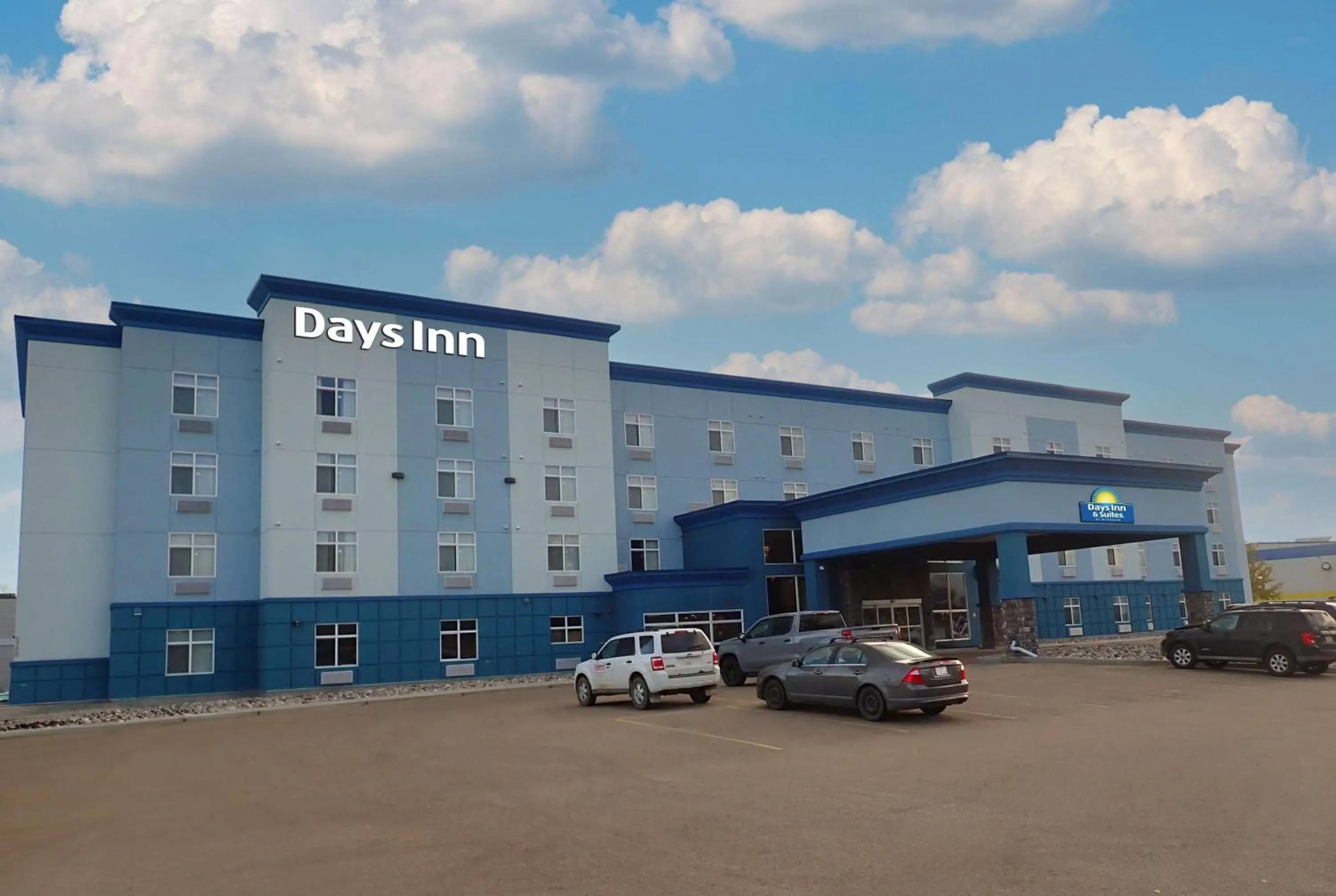 Property building in Days Inn & Suites by Wyndham Fort Saskatchewan