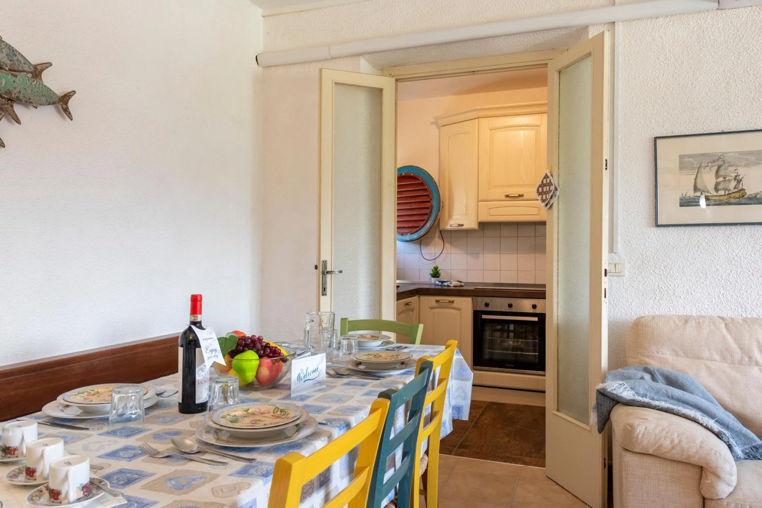 Kitchen or kitchenette in La Casina Del Pescatore On the Beach - Happy Rentals