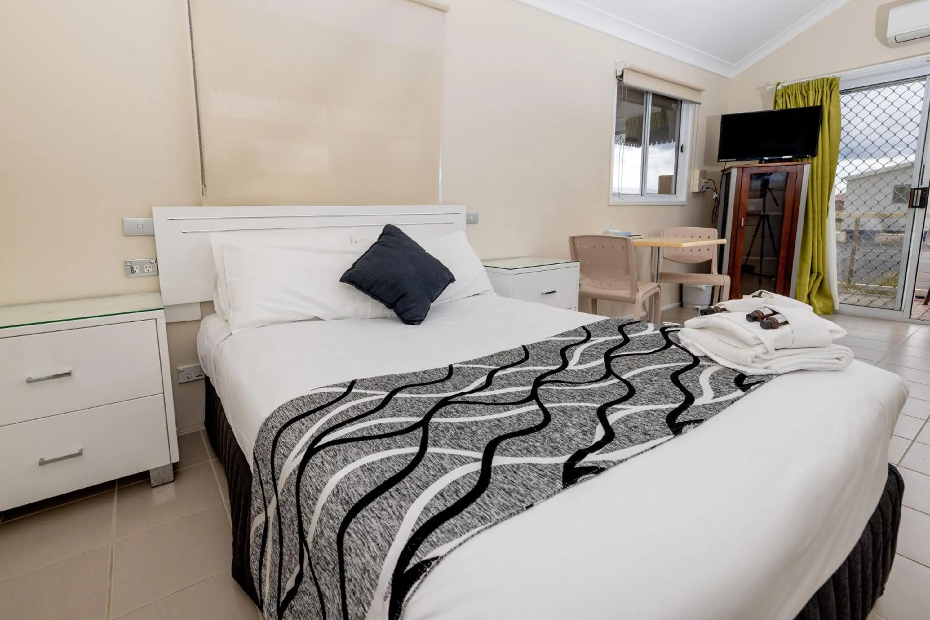 Bed in BIG4 Casino Holiday Park