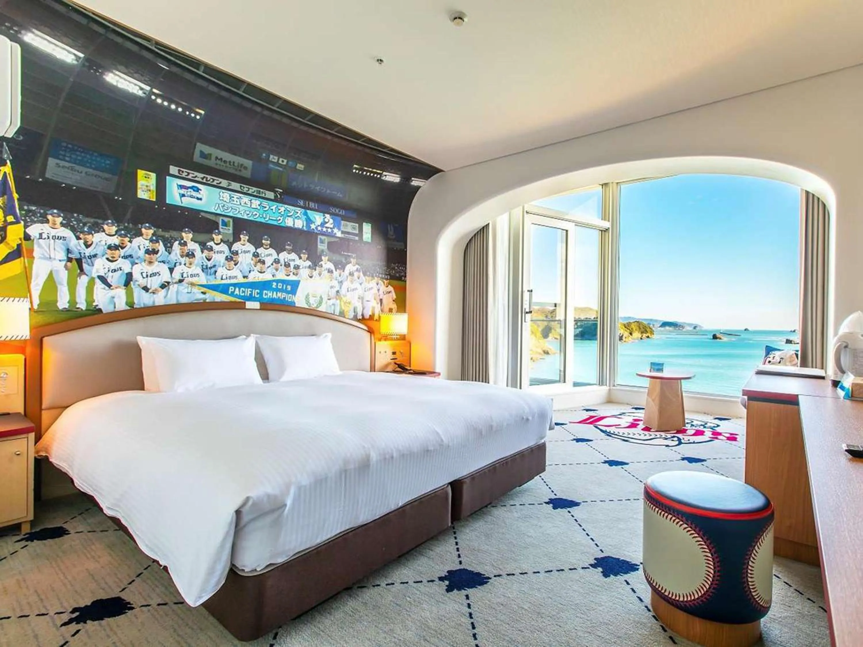 Photo of the whole room, Bed in Nichinankaigan Nango Prince Hotel