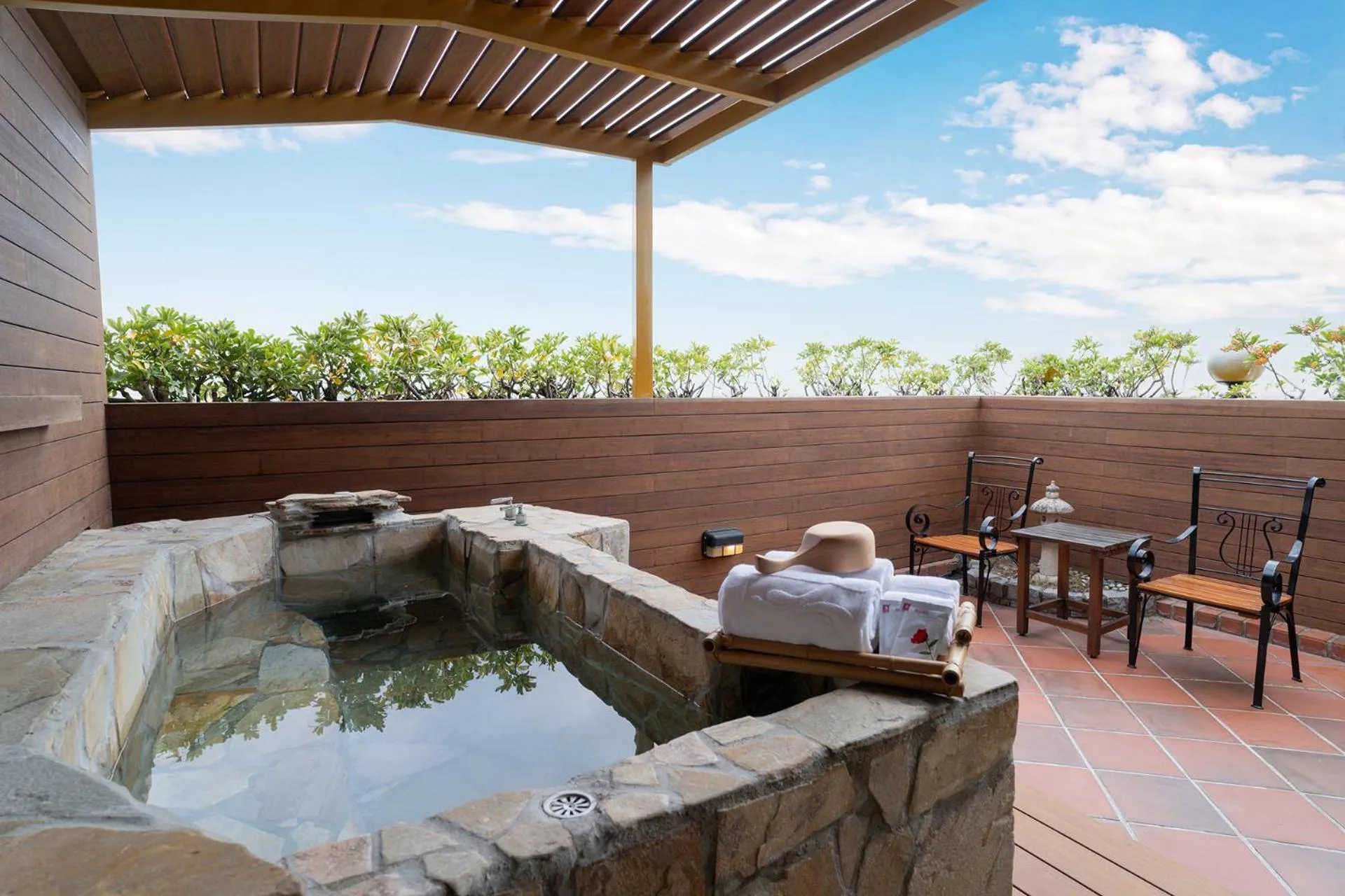 Open Air Bath in Formosan Naruwan Hotel