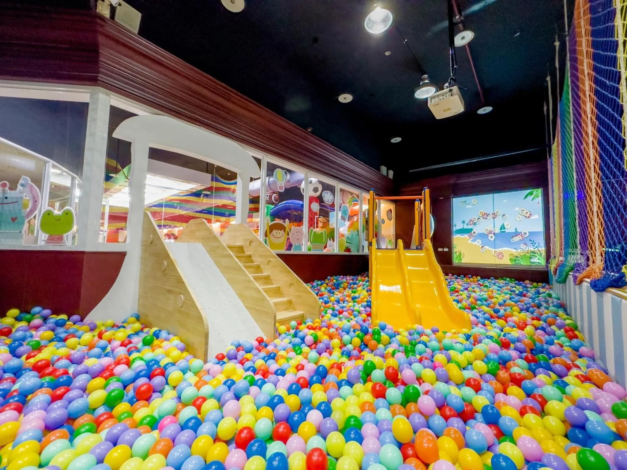Children play ground in Formosan Naruwan Hotel