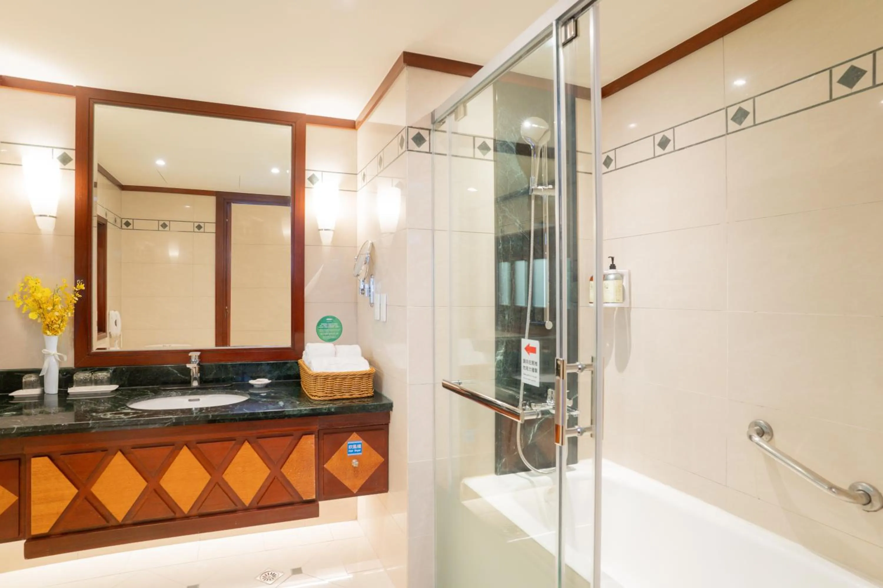 Bathroom in Formosan Naruwan Hotel