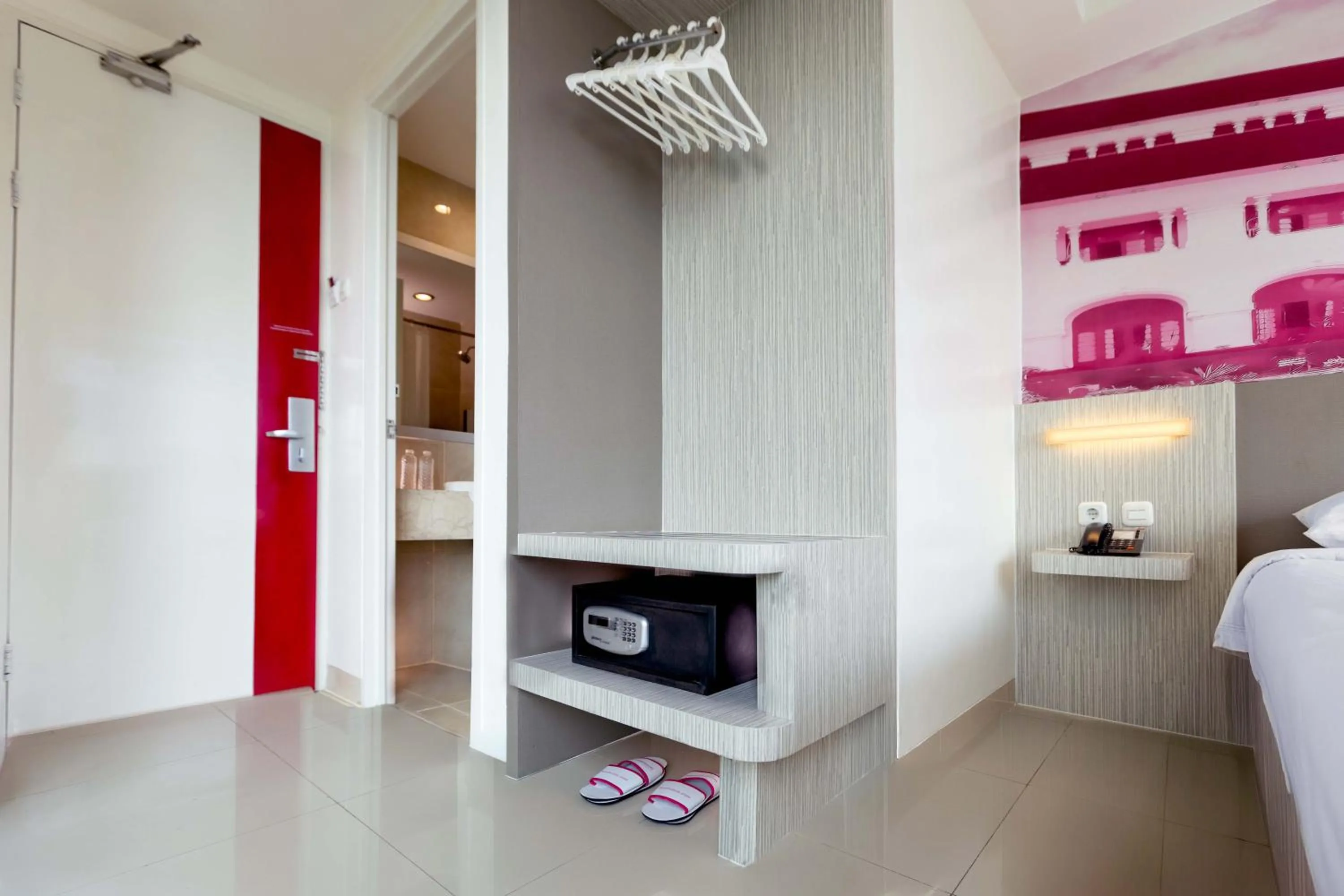 Bedroom, Bed in favehotel Hyper Square