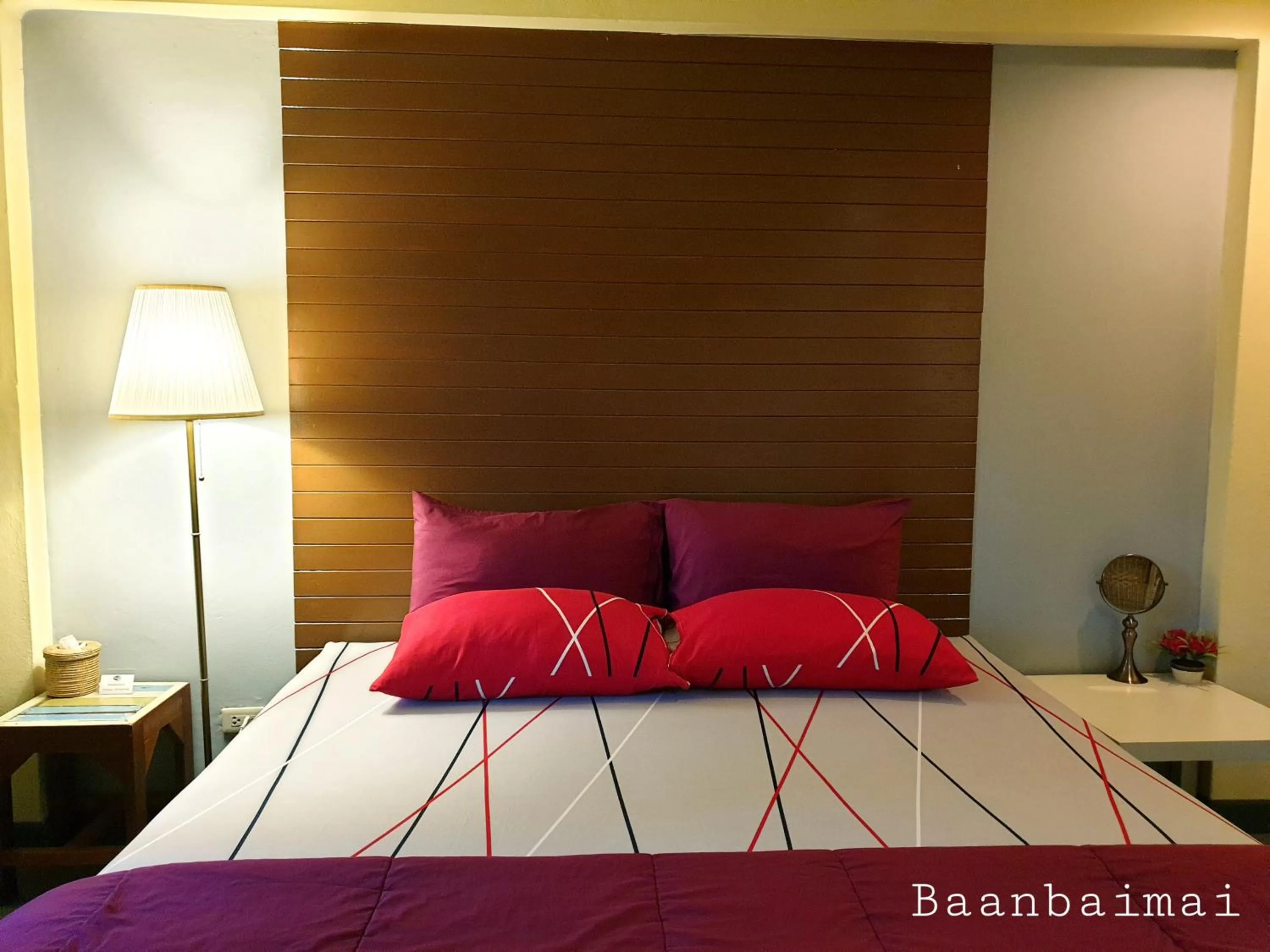 Bed in Baan Baimai Boutique Room