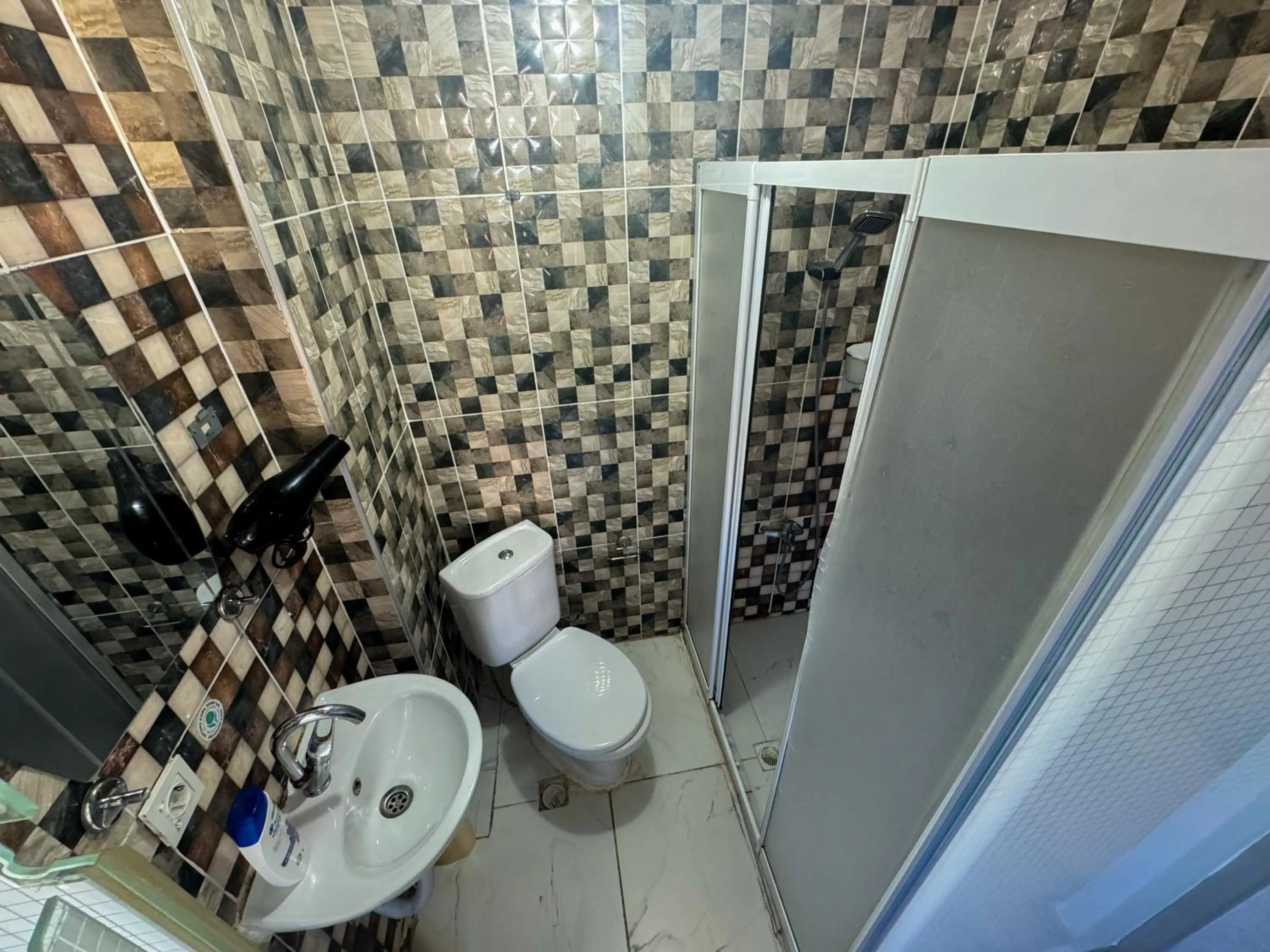 Bathroom in The New Season Apart