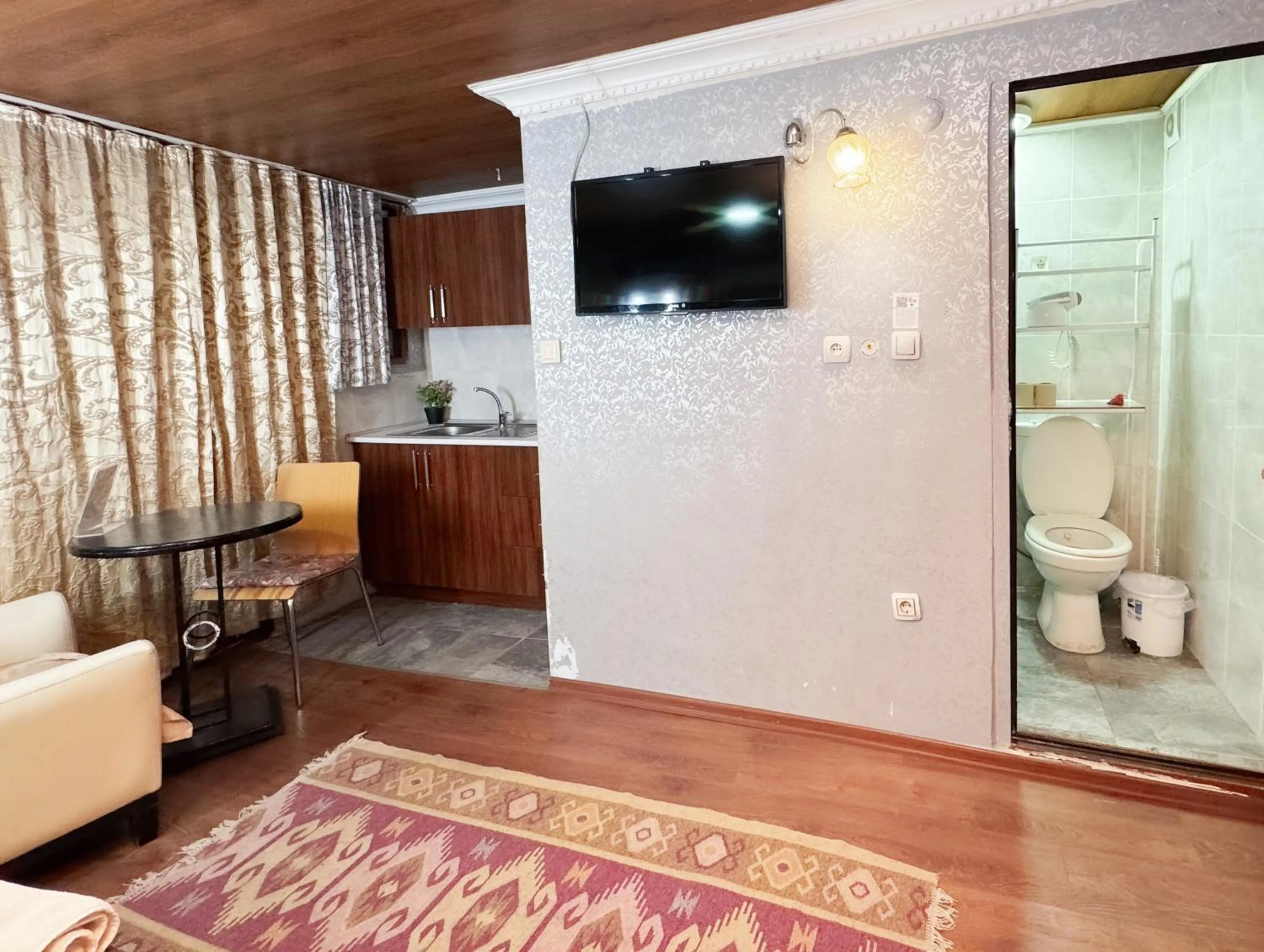 Seating area in The New Season Apart