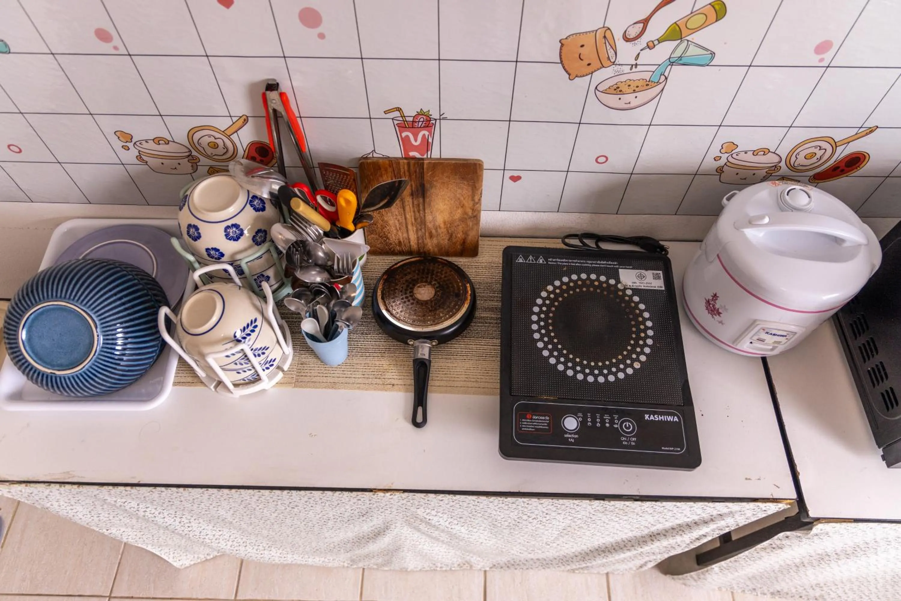 Communal kitchen in Jida Place