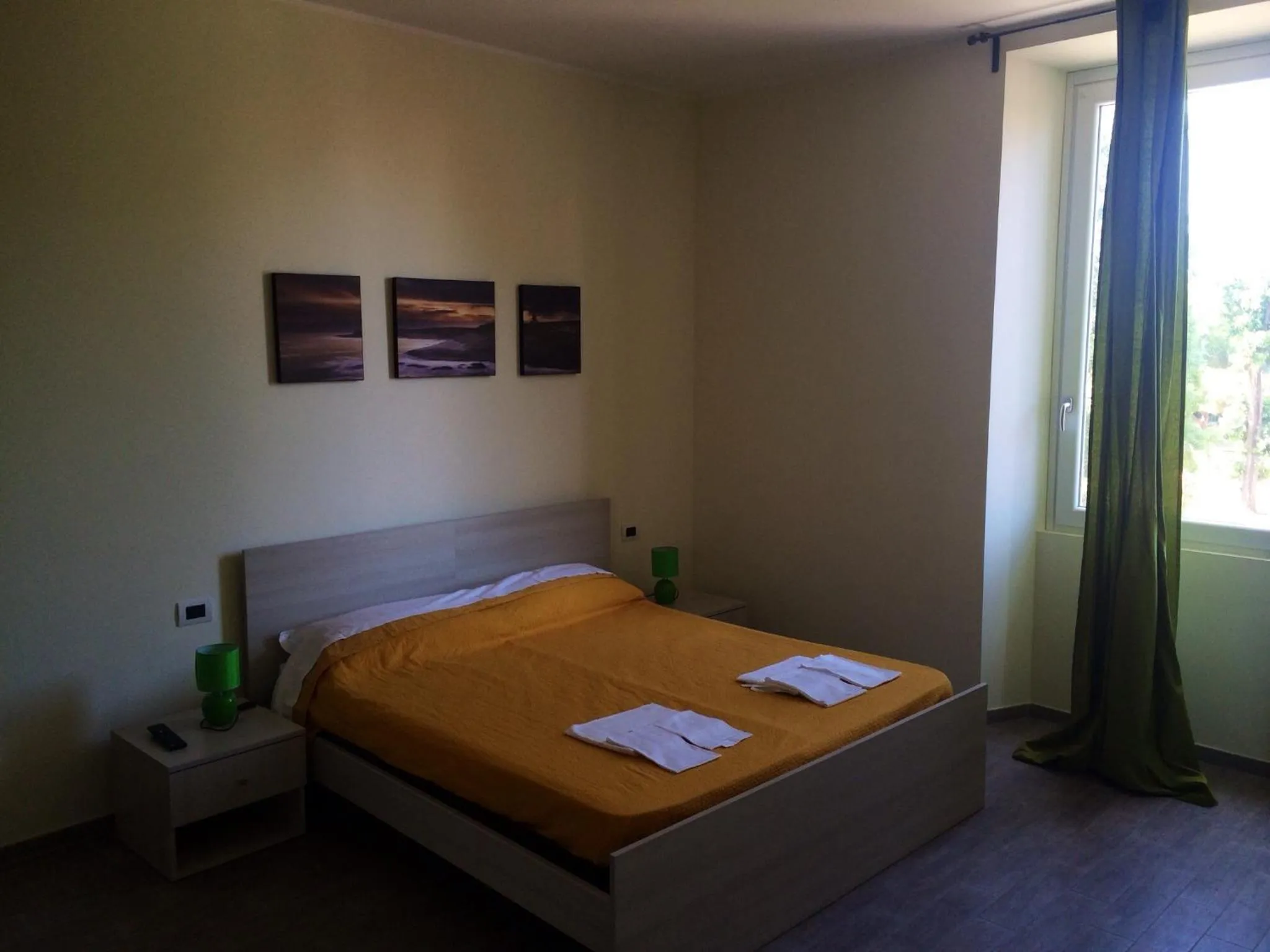 Bedroom, Bed in My Room Roma