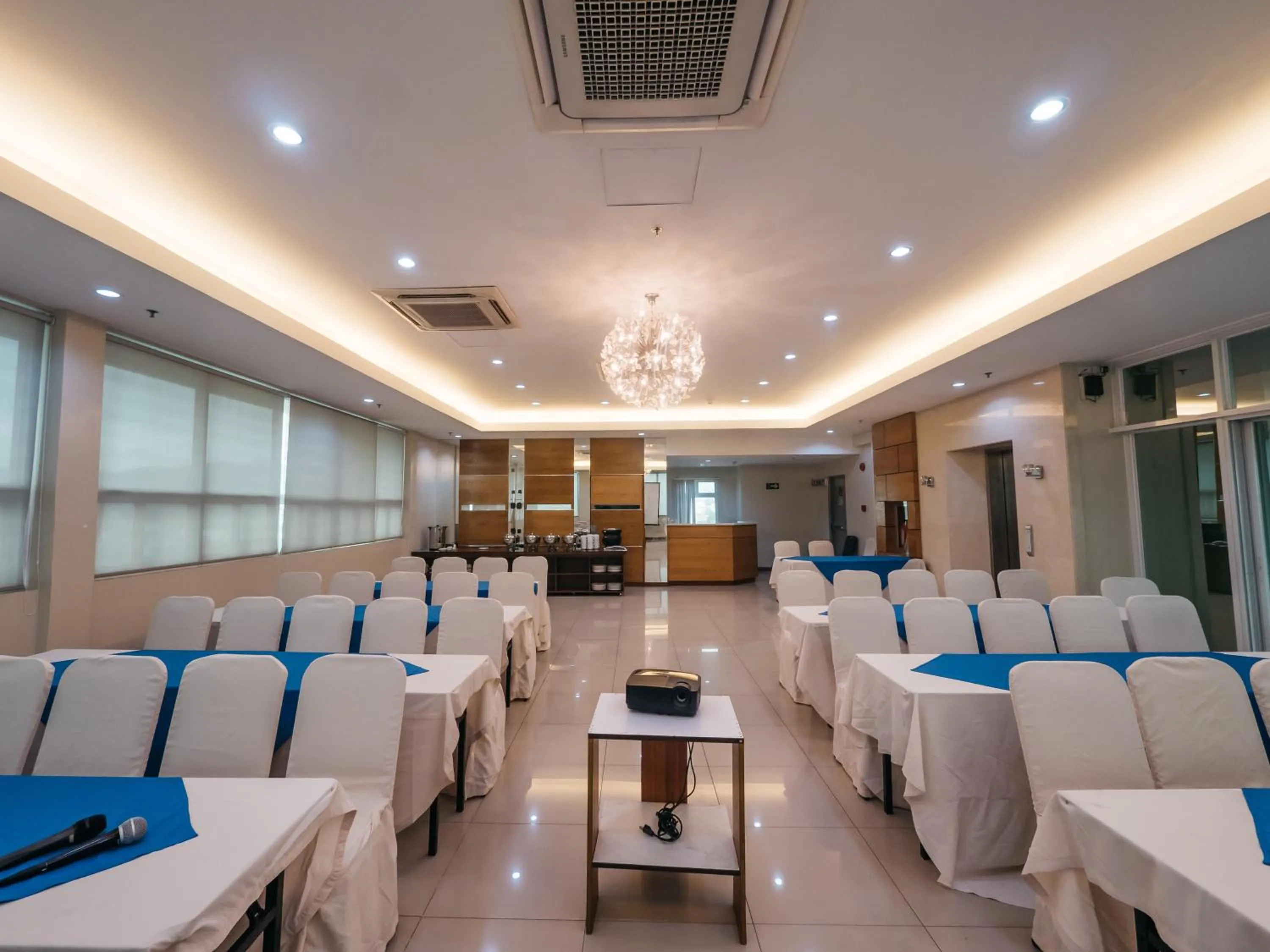 Meeting/conference room in The Well Hotel