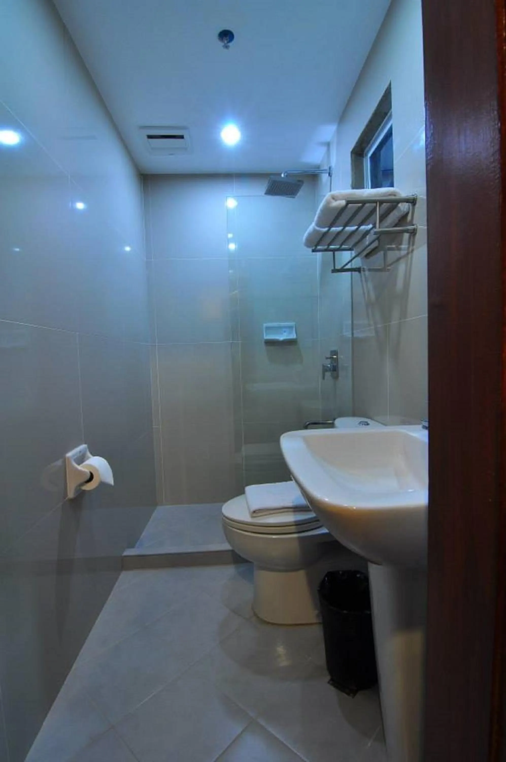 Bathroom in The Well Hotel