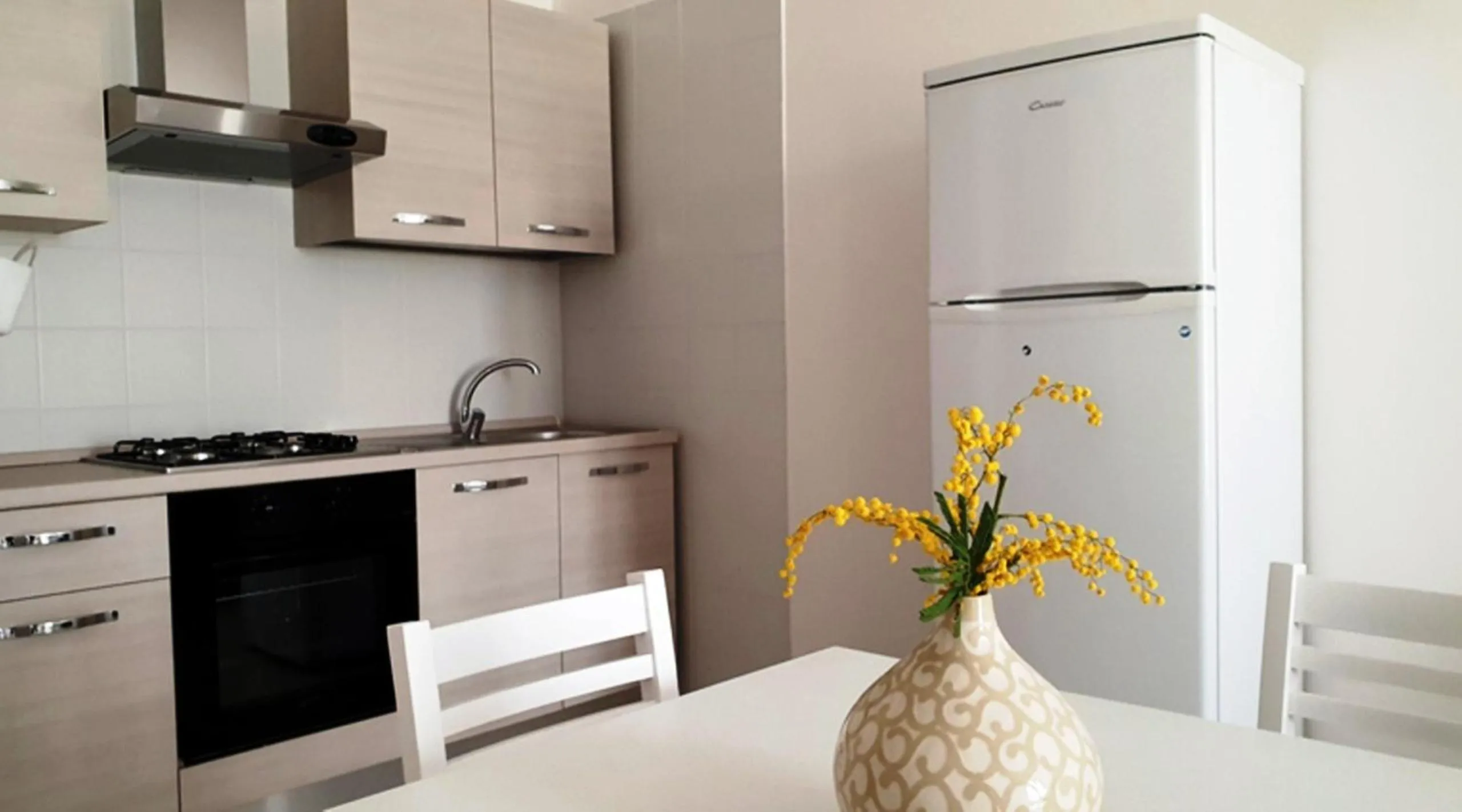 Kitchen or kitchenette in Casavacanze Duelupi