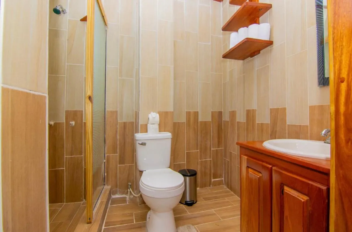 Toilet in Tropical Palace Hotel