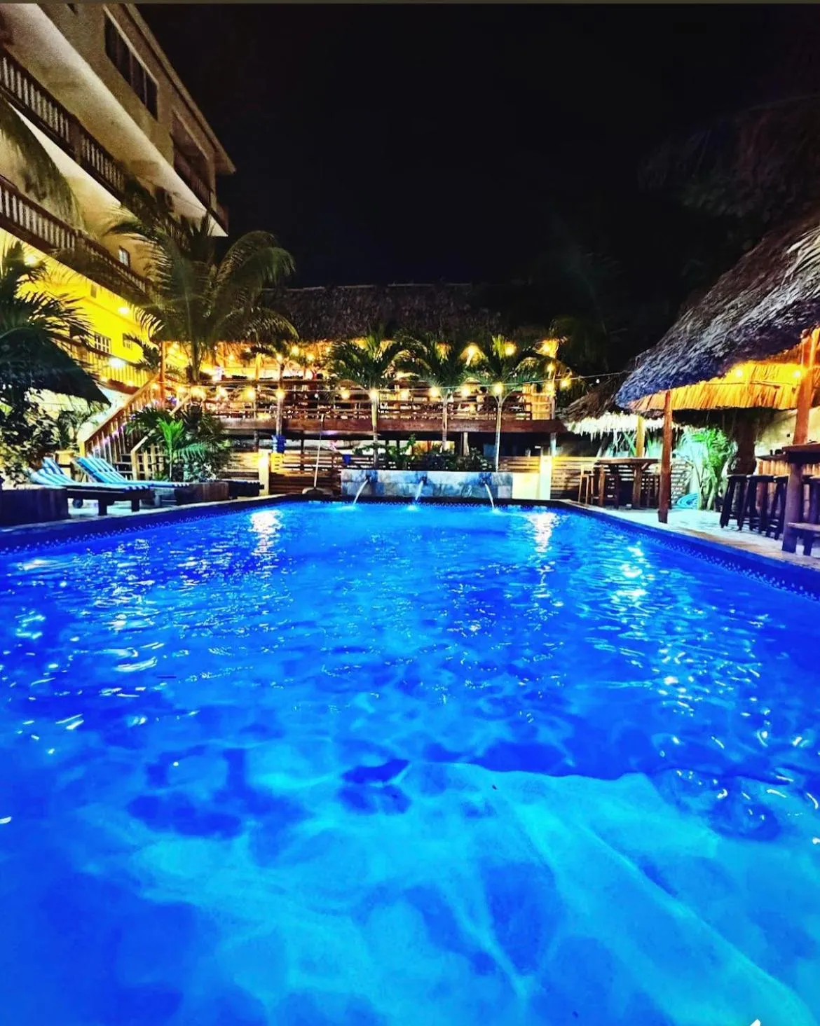 Swimming pool in Tropical Palace Hotel