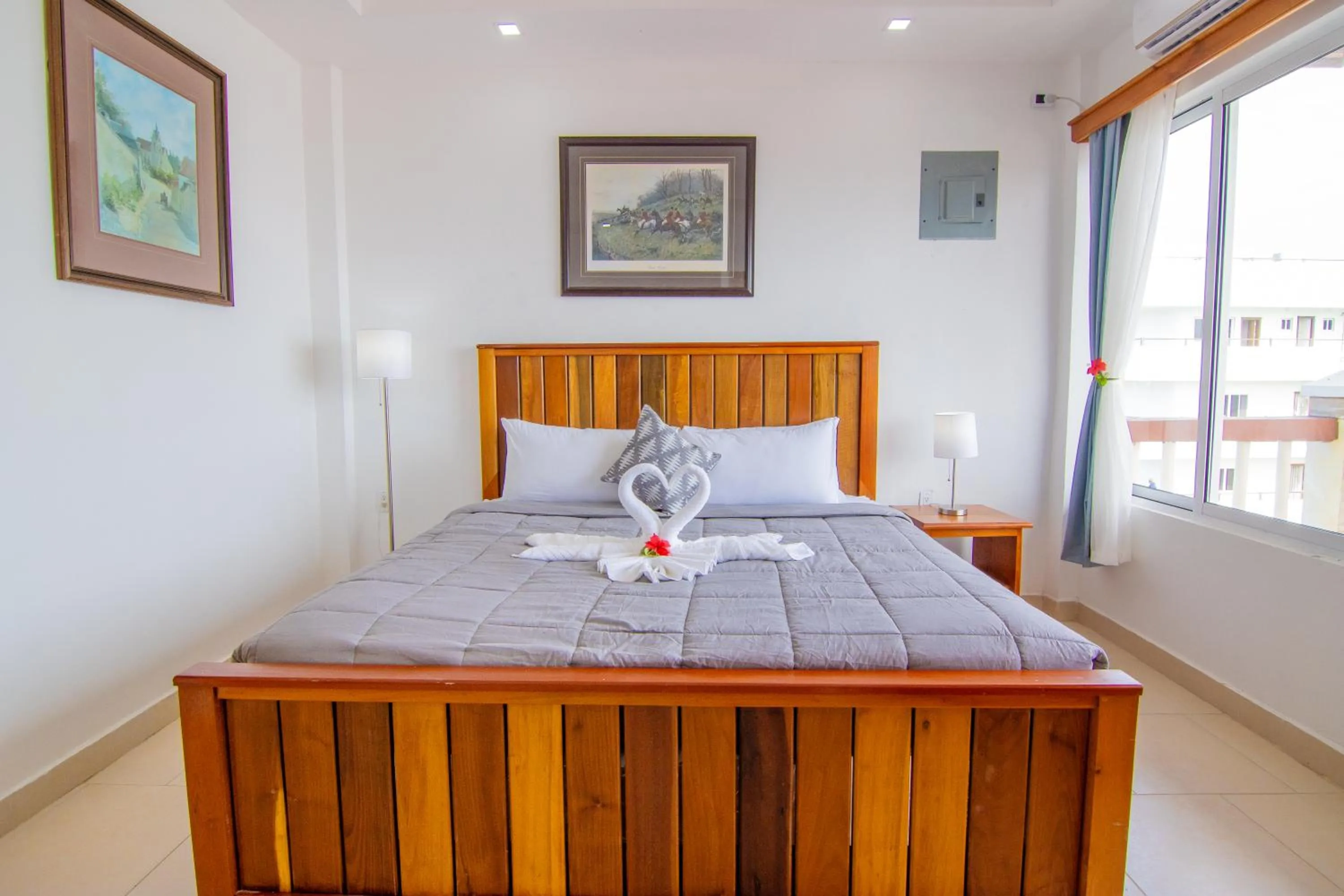 Bedroom, Bed in Tropical Palace Hotel