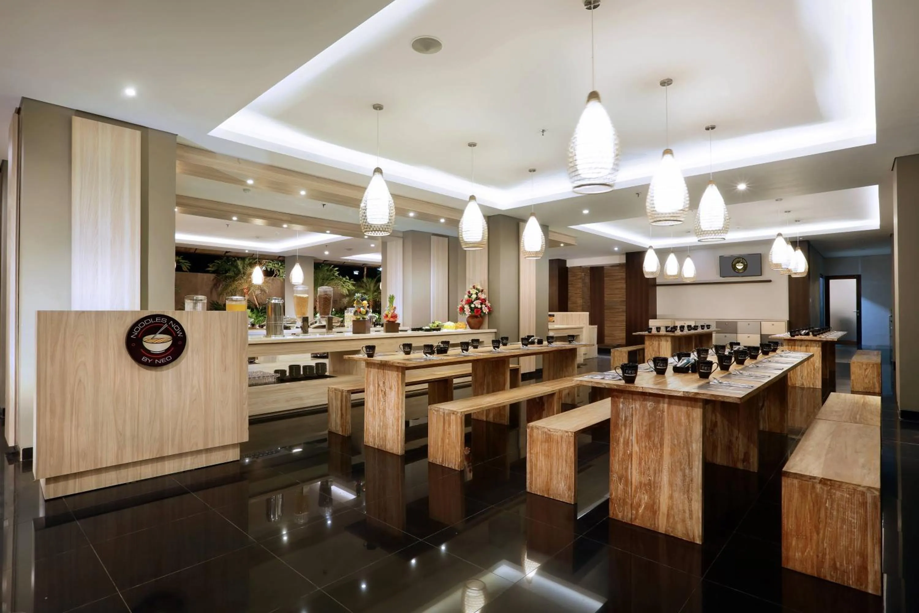 Restaurant/places to eat in Neo Denpasar by ASTON