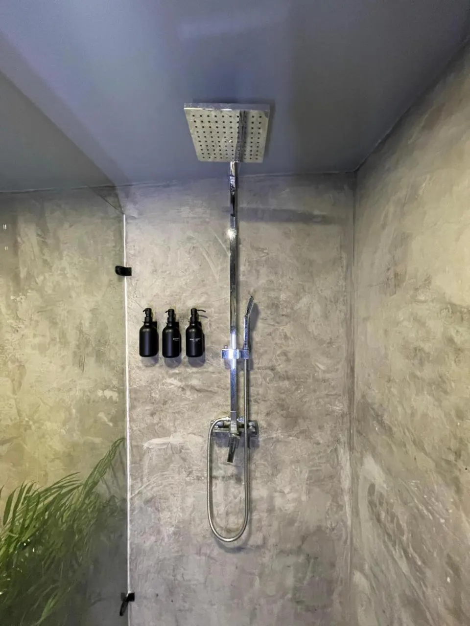 Shower in Hostel Joy Calle 85