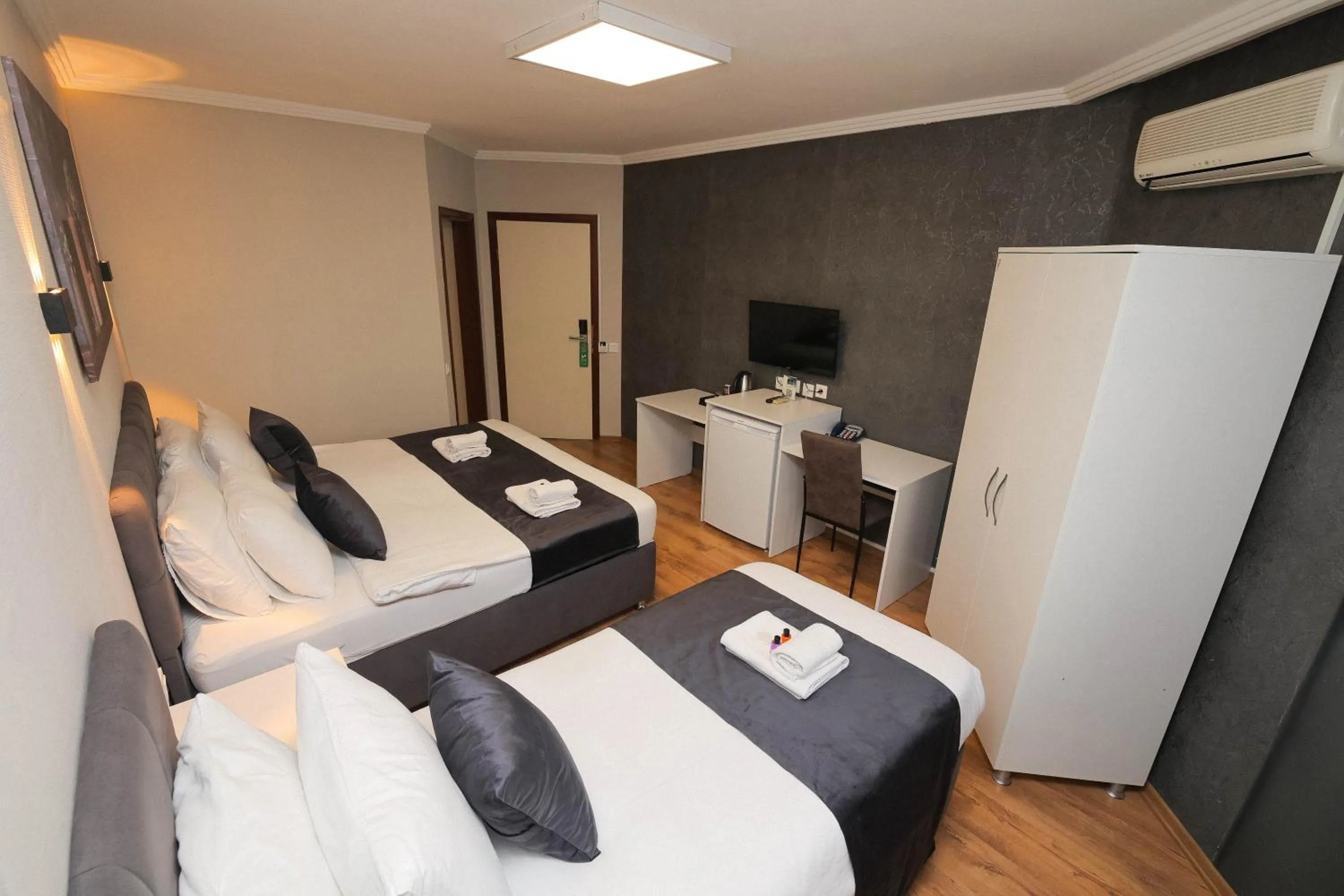 Bed in Özdemir Inn Otel