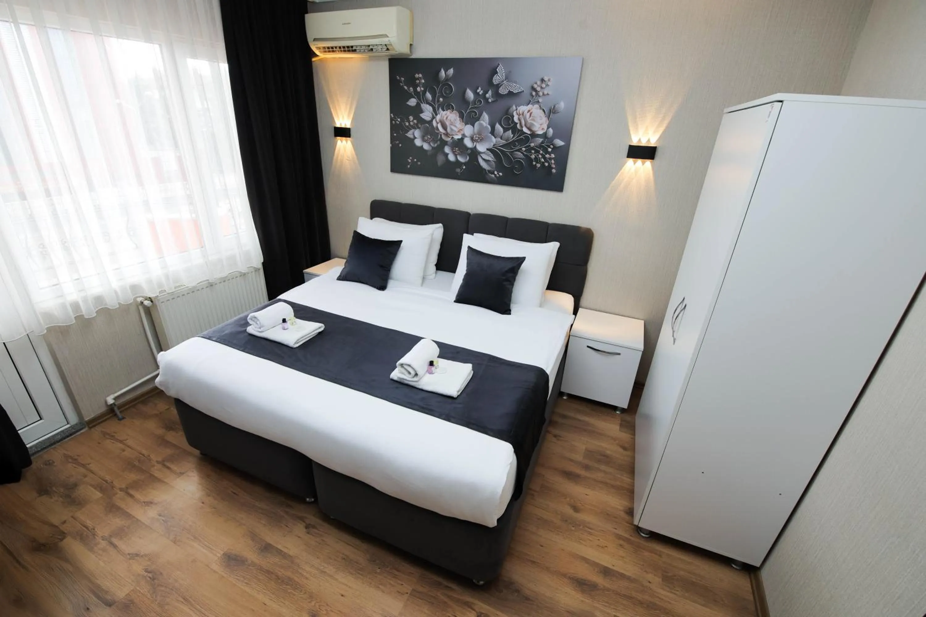 Bed in Özdemir Inn Otel