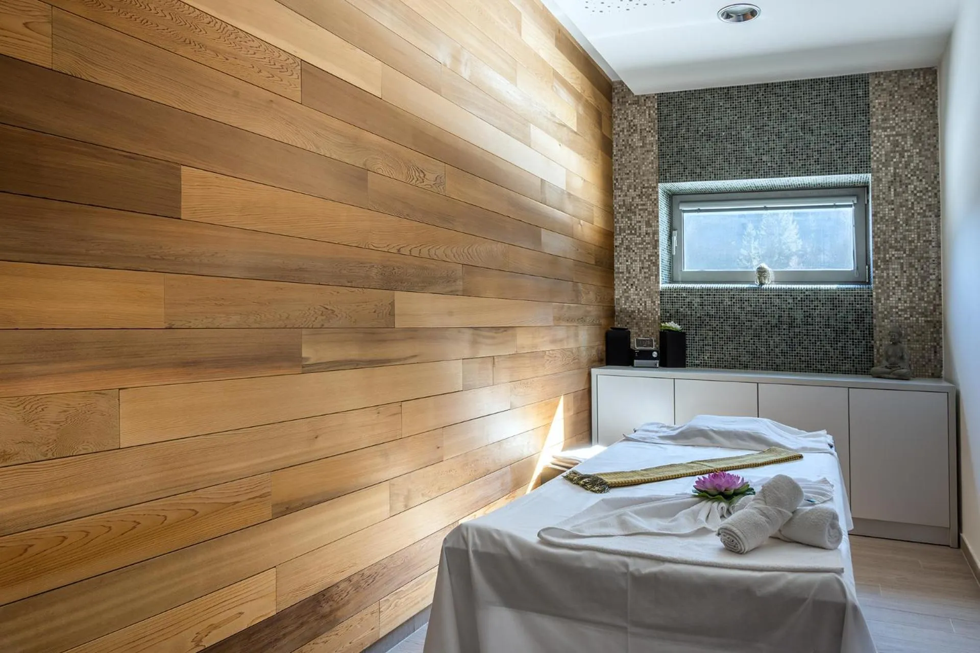 Spa and wellness centre/facilities in HOTEL PECR WELL