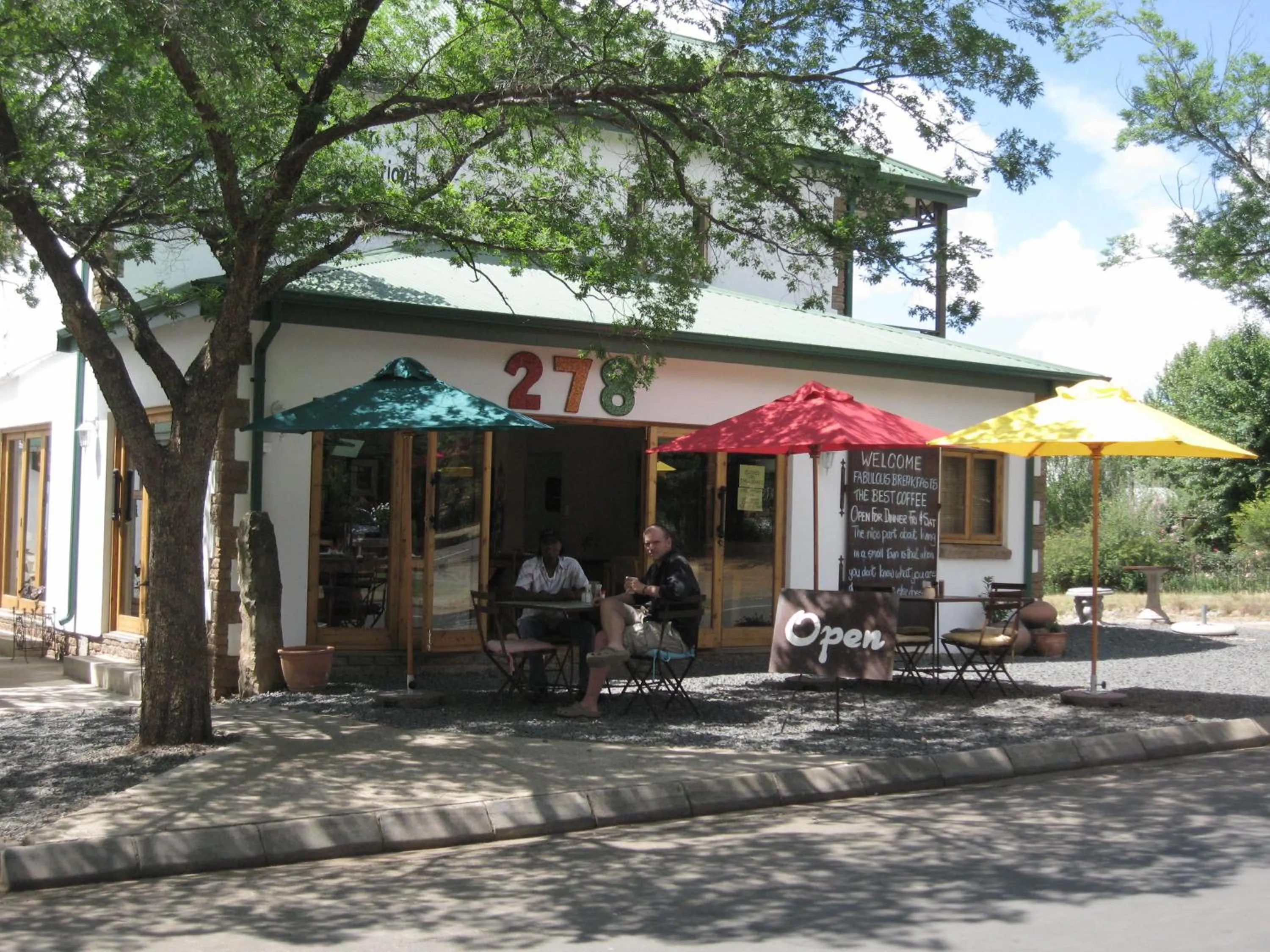 Property building in 278 on Main