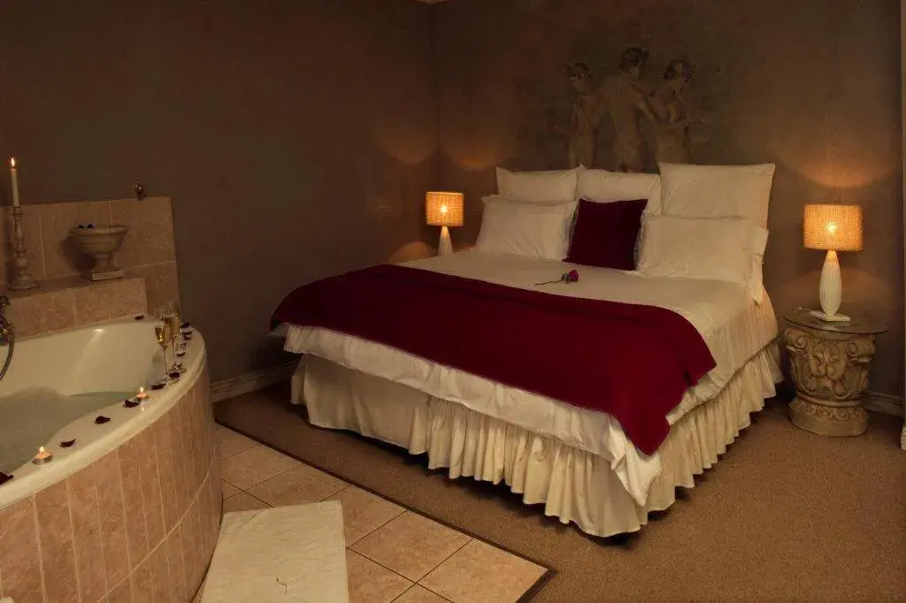 Luxury Queen Room in La Dolce Vita Guest House Luxury Queen Room in La Dolce Vita Guest House