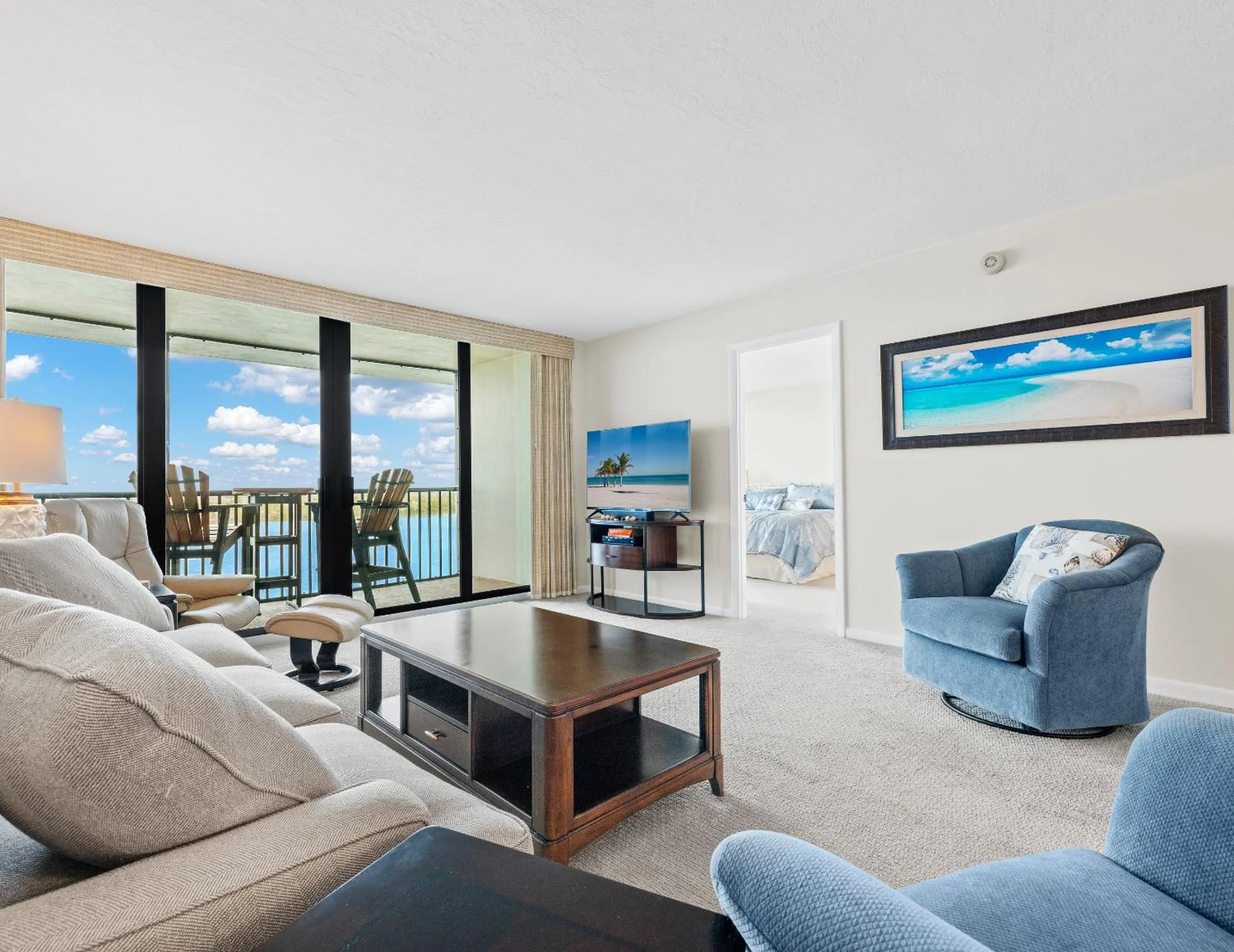 Property building in Palms of Bay Beach 4F