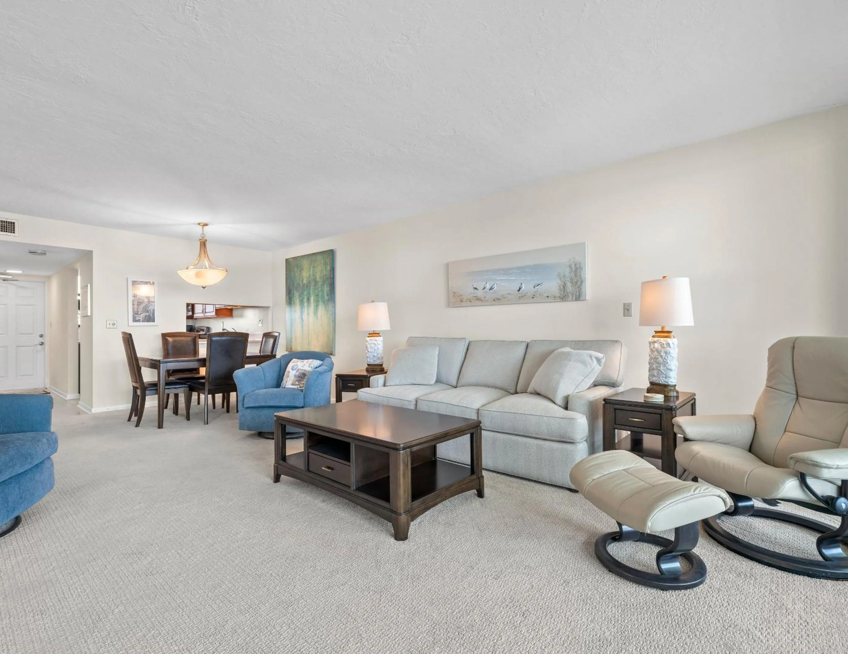 Property building in Palms of Bay Beach 4F