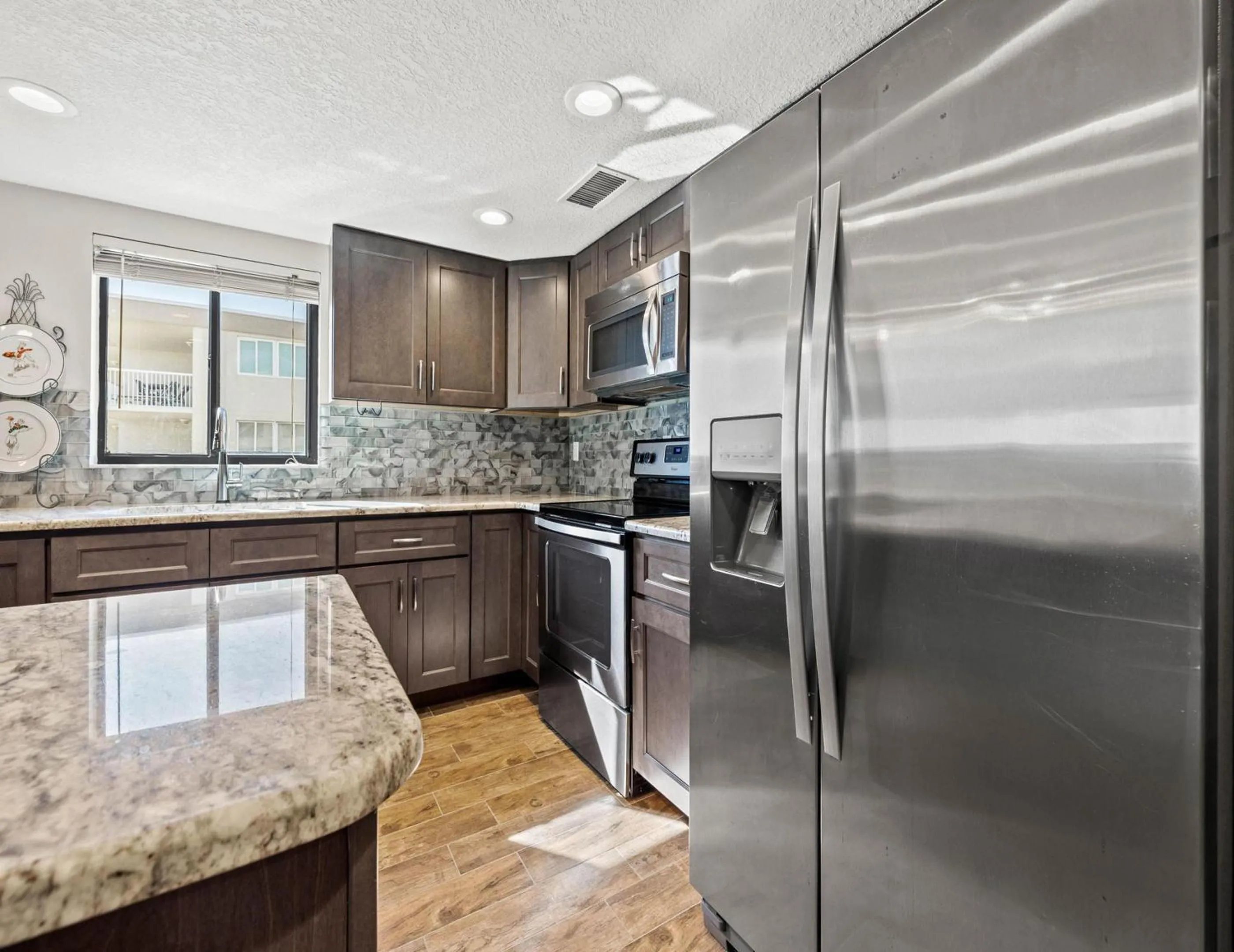 Property building in Arie Dam 404