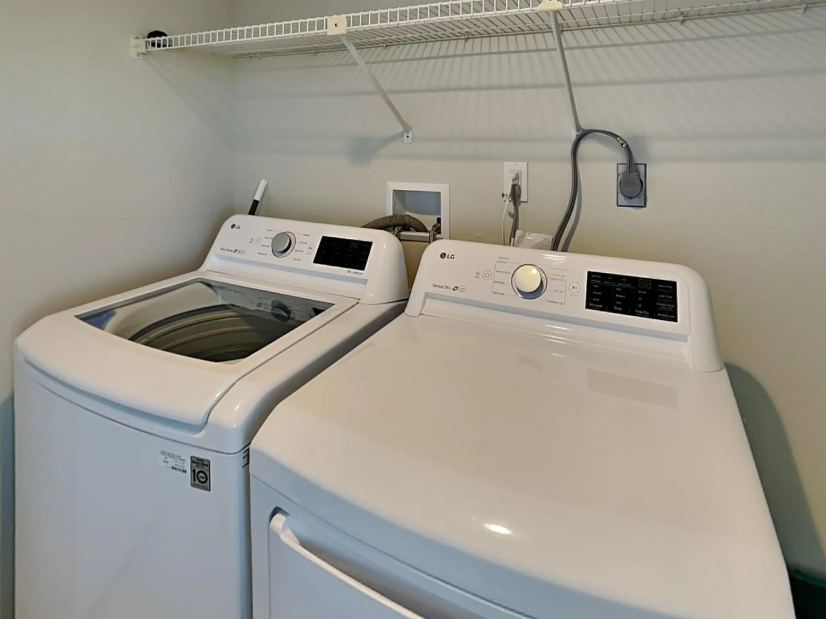 Property building in Arie Dam 404