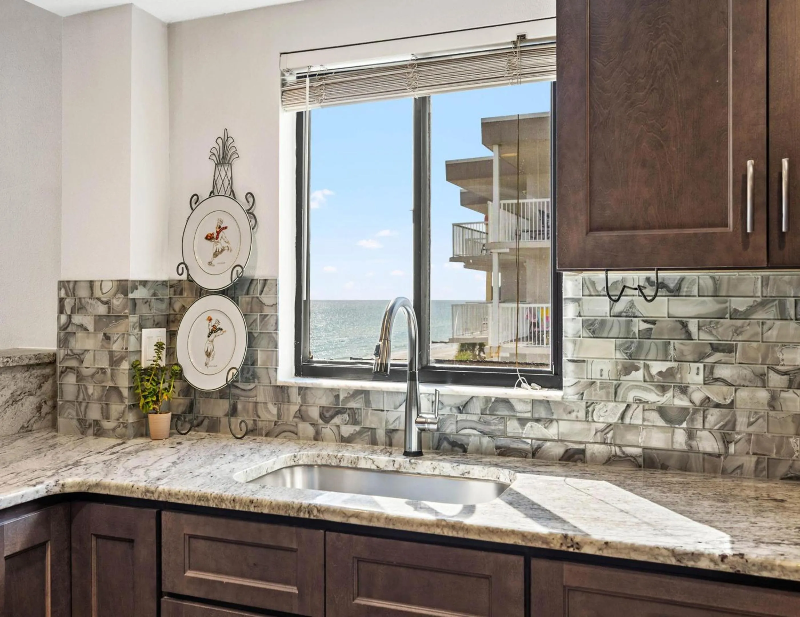 Property building in Arie Dam 404