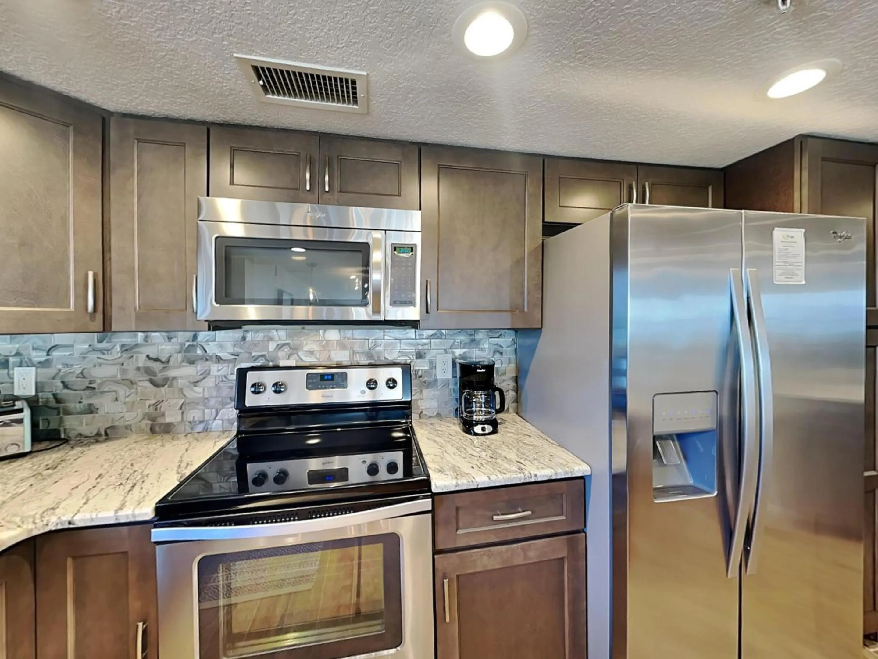 Property building in Arie Dam 404