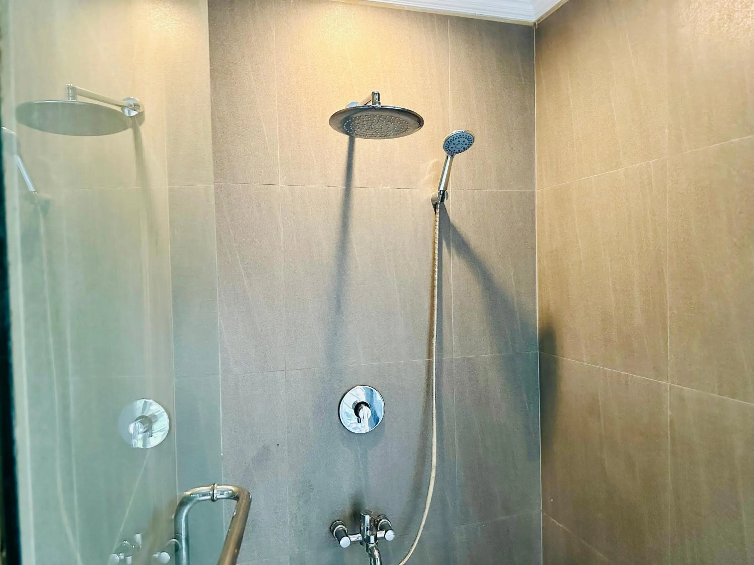 Shower in Wana Karsa The Villas Ubud