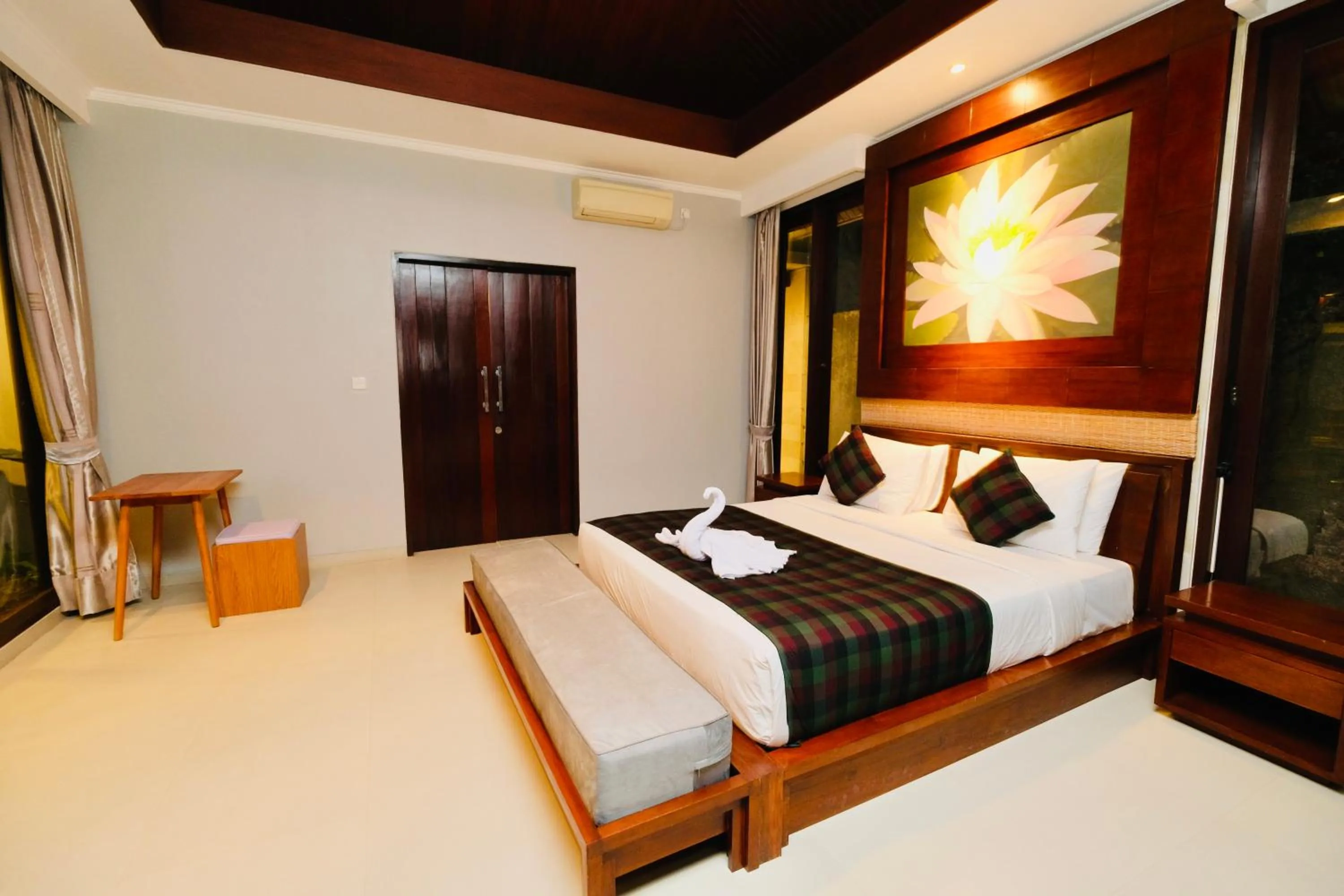 Bed in Wana Karsa The Villas Ubud