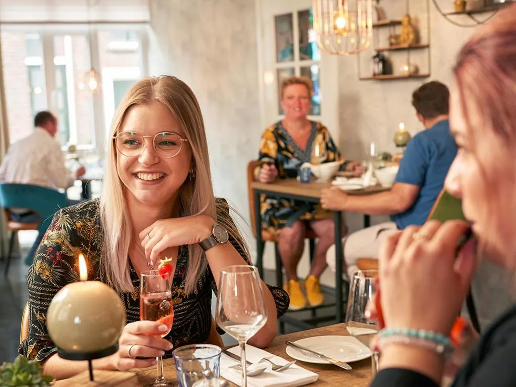 Restaurant/places to eat in Hotel De Maasparel Arcen