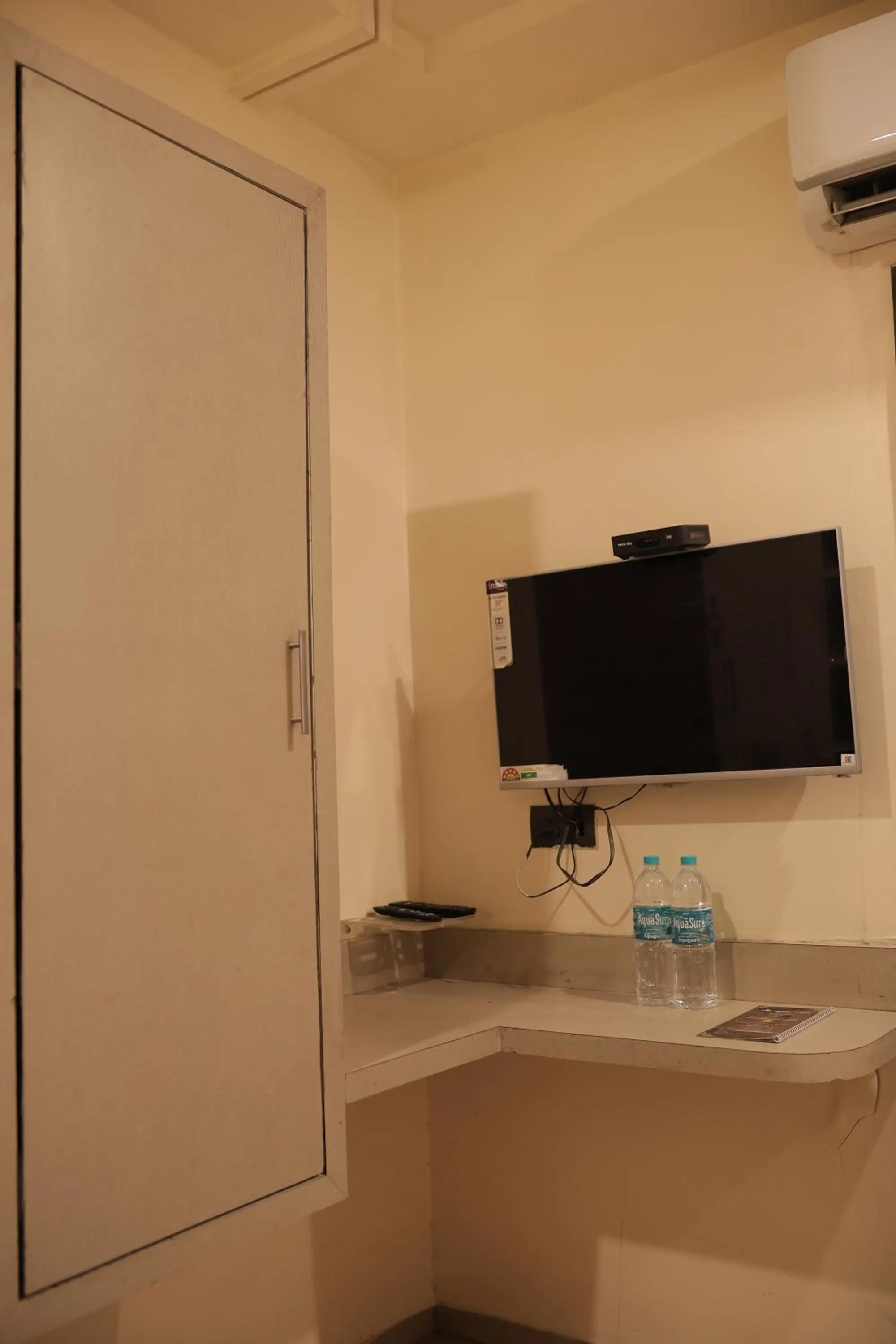 TV and multimedia in Al Zam Zam