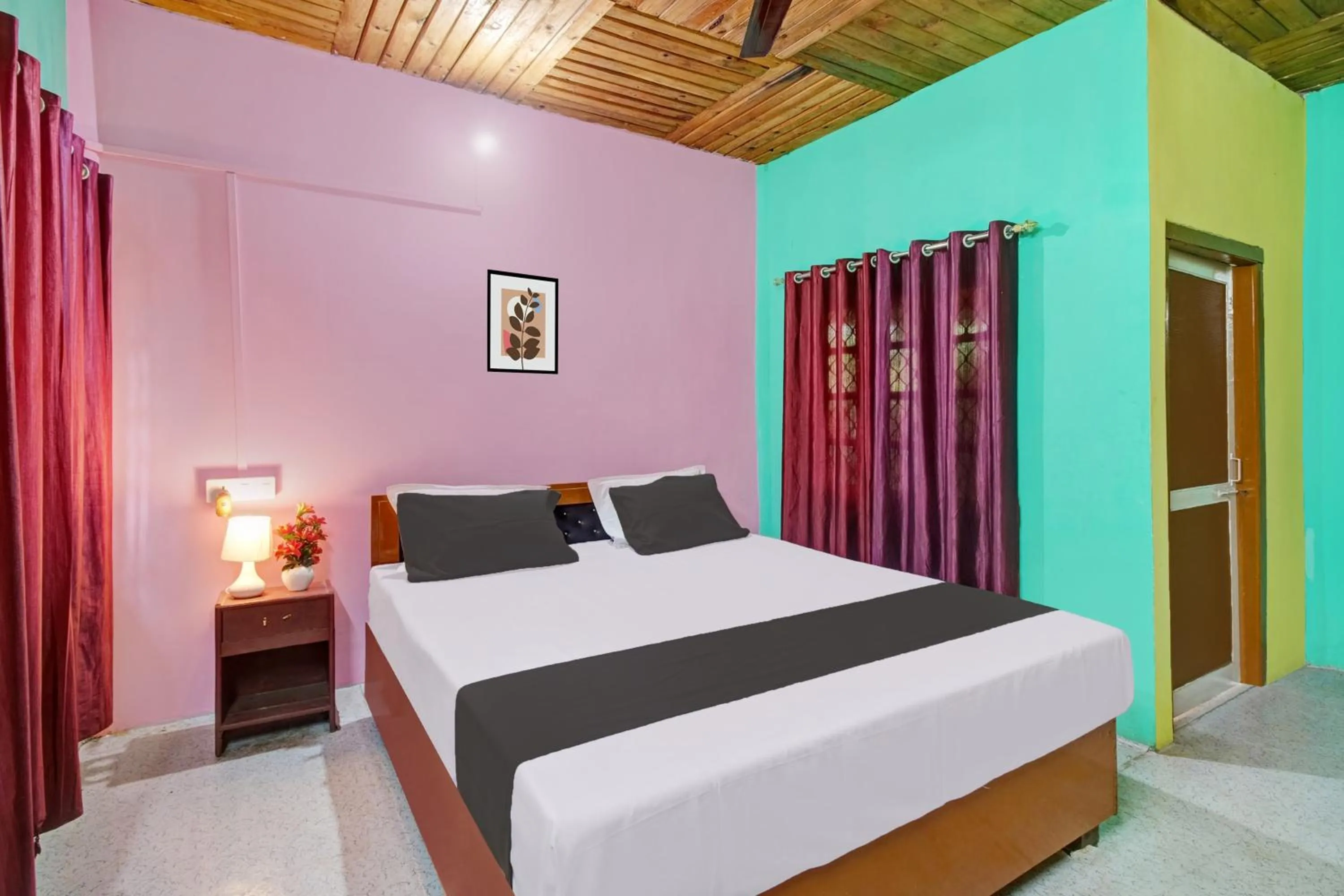 Bedroom, Bed in Hotel O Heritage Nest Resort Kazirnga