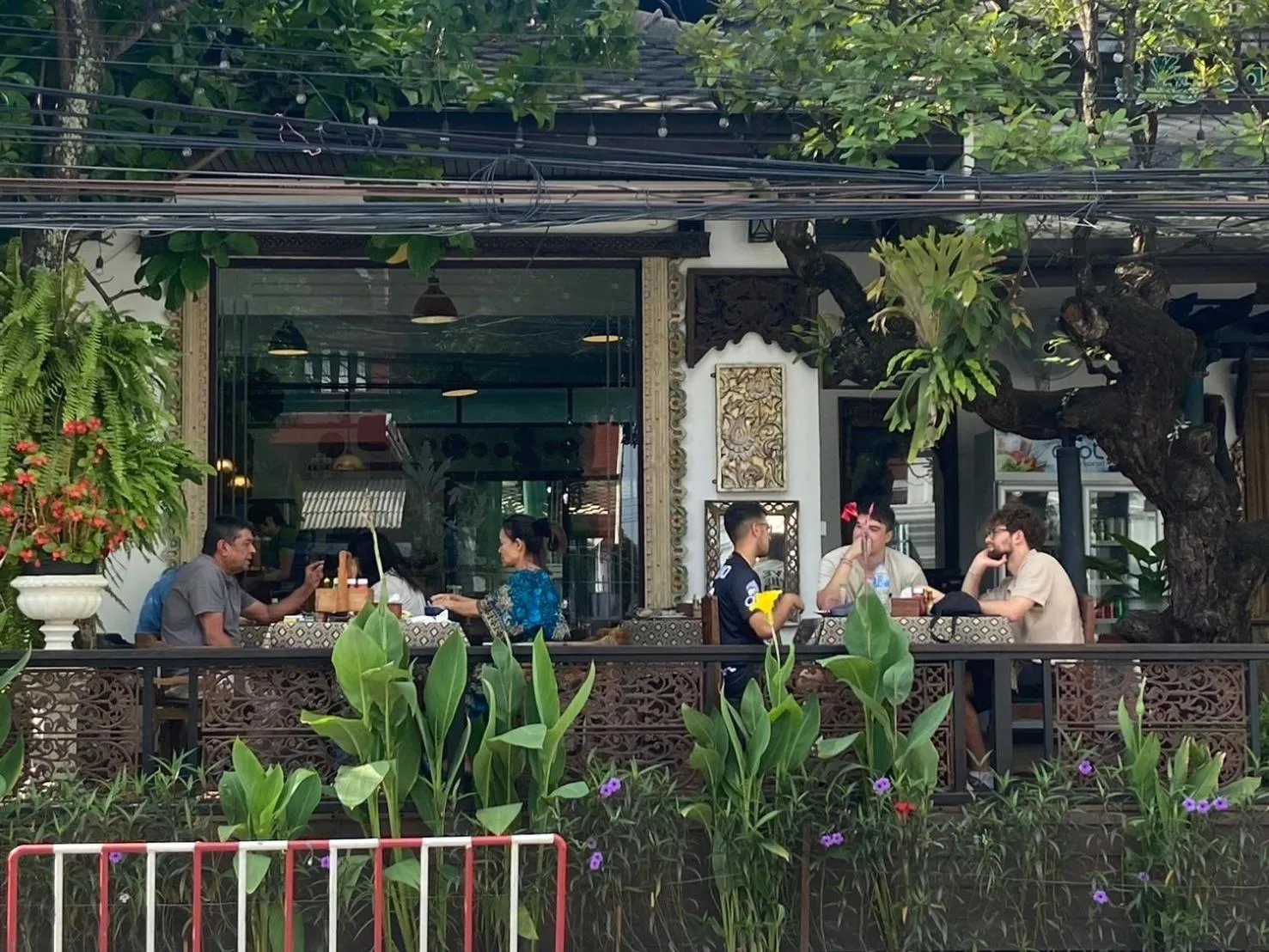 Balcony/Terrace in Baan Huenphen Boutique Hotel