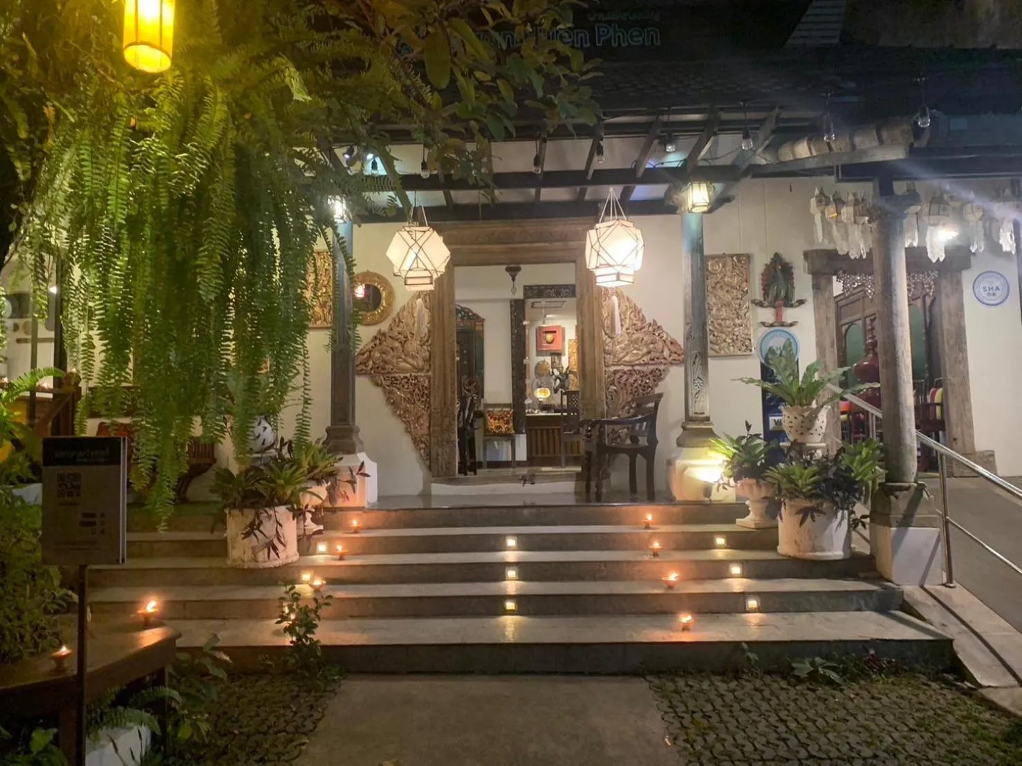 Property building in Baan Huenphen Boutique Hotel