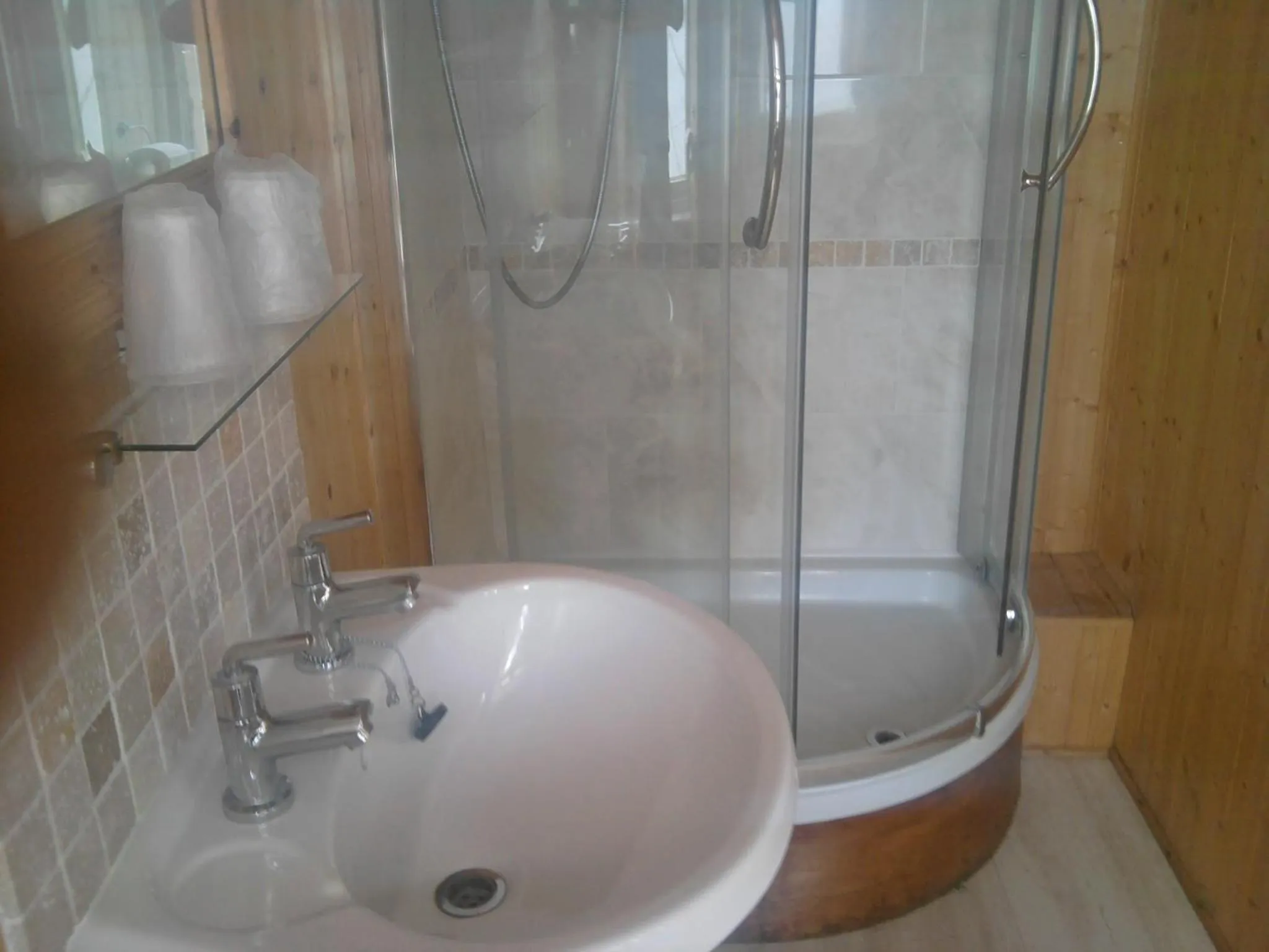 Bathroom in Trevelyan Hotel