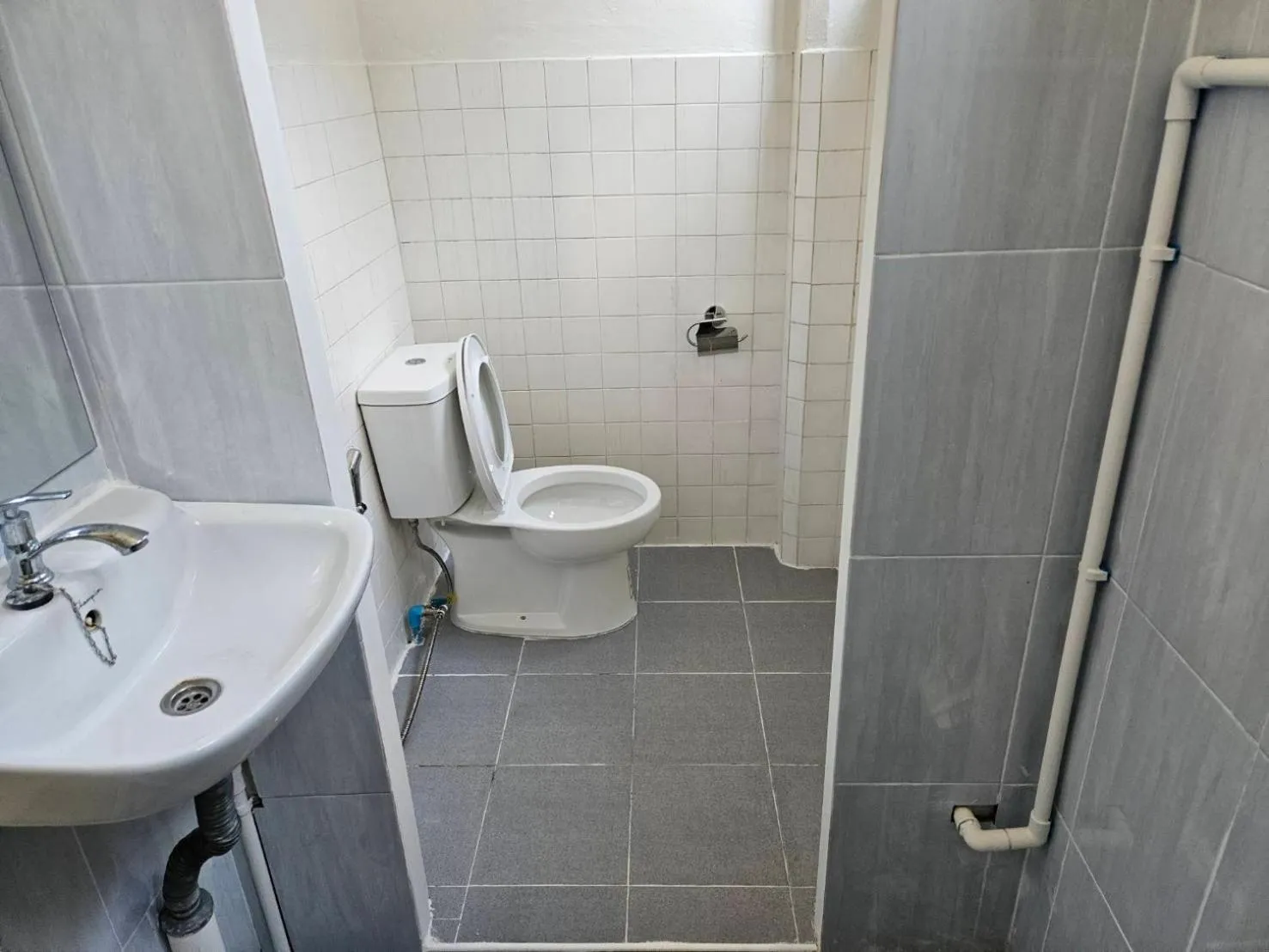 Toilet in Hommie by De-A-Ga