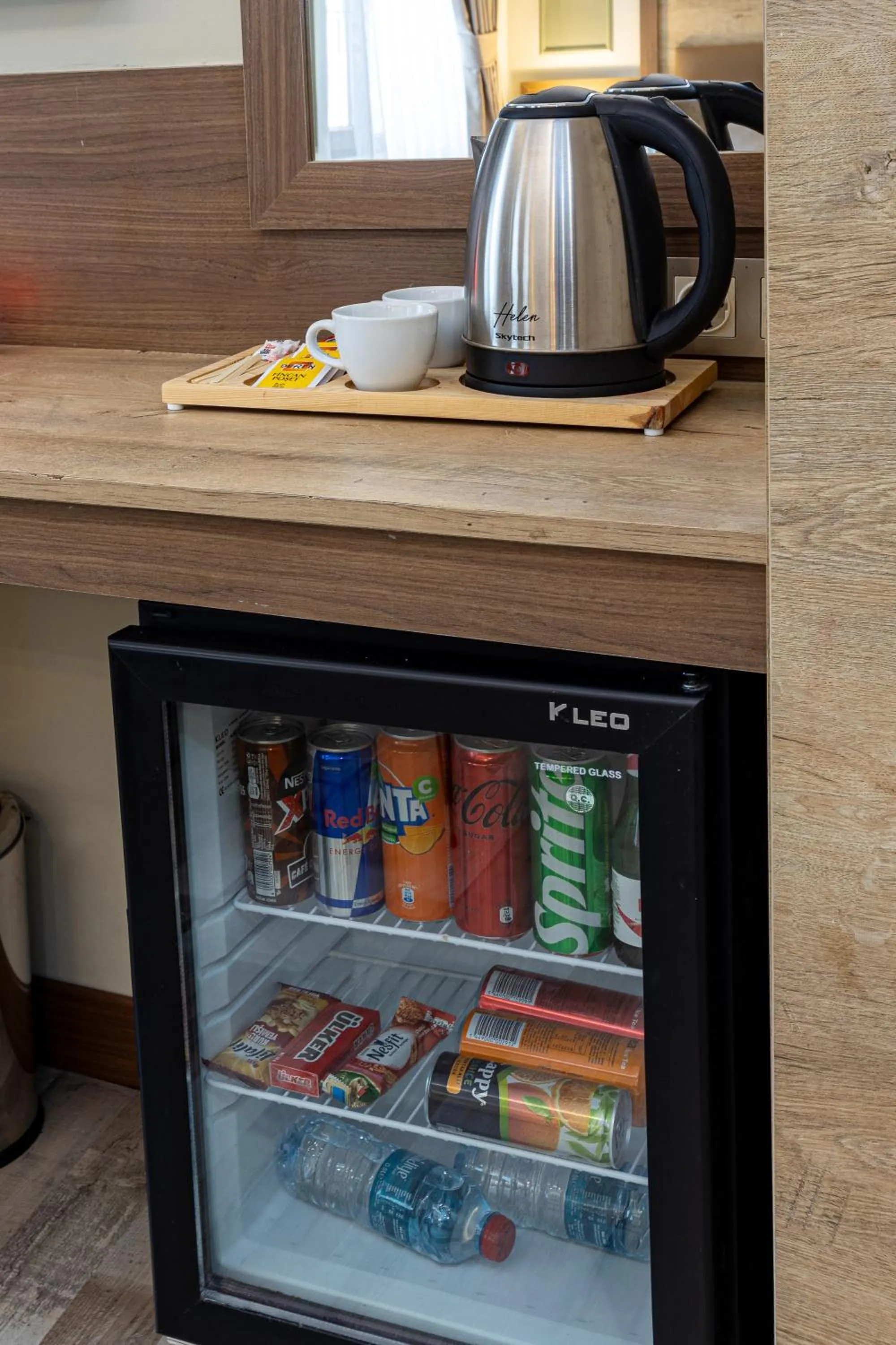 Coffee/tea facilities in LINNGA HOTEL & SUITE