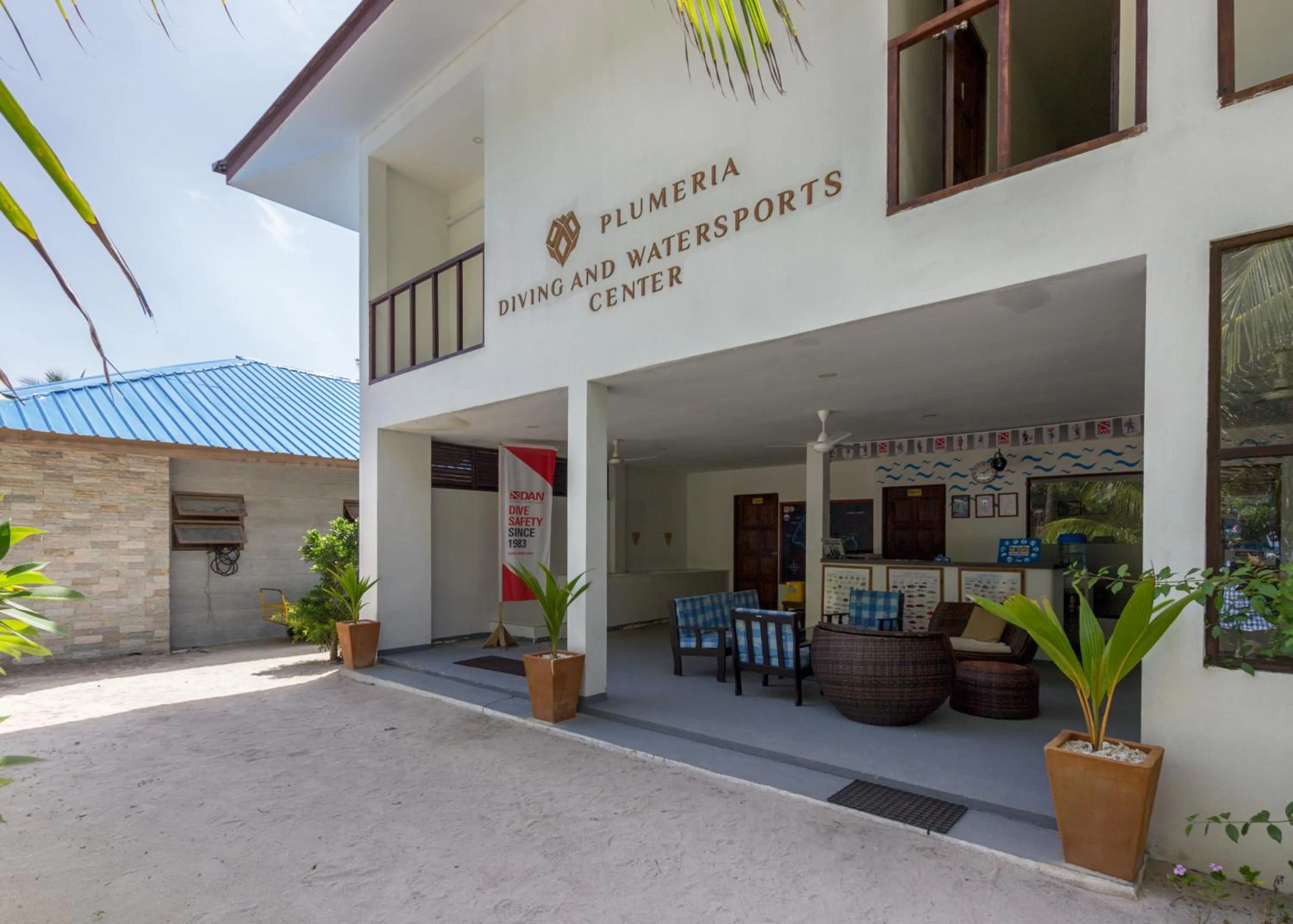 Area and facilities in Plumeria Maldives