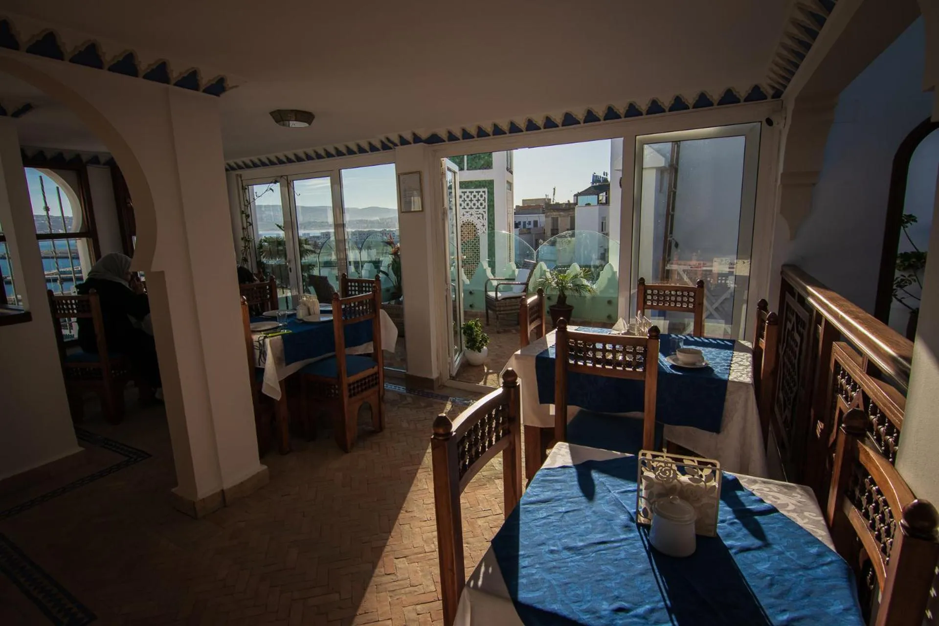 Restaurant/places to eat in Dar Yasmine