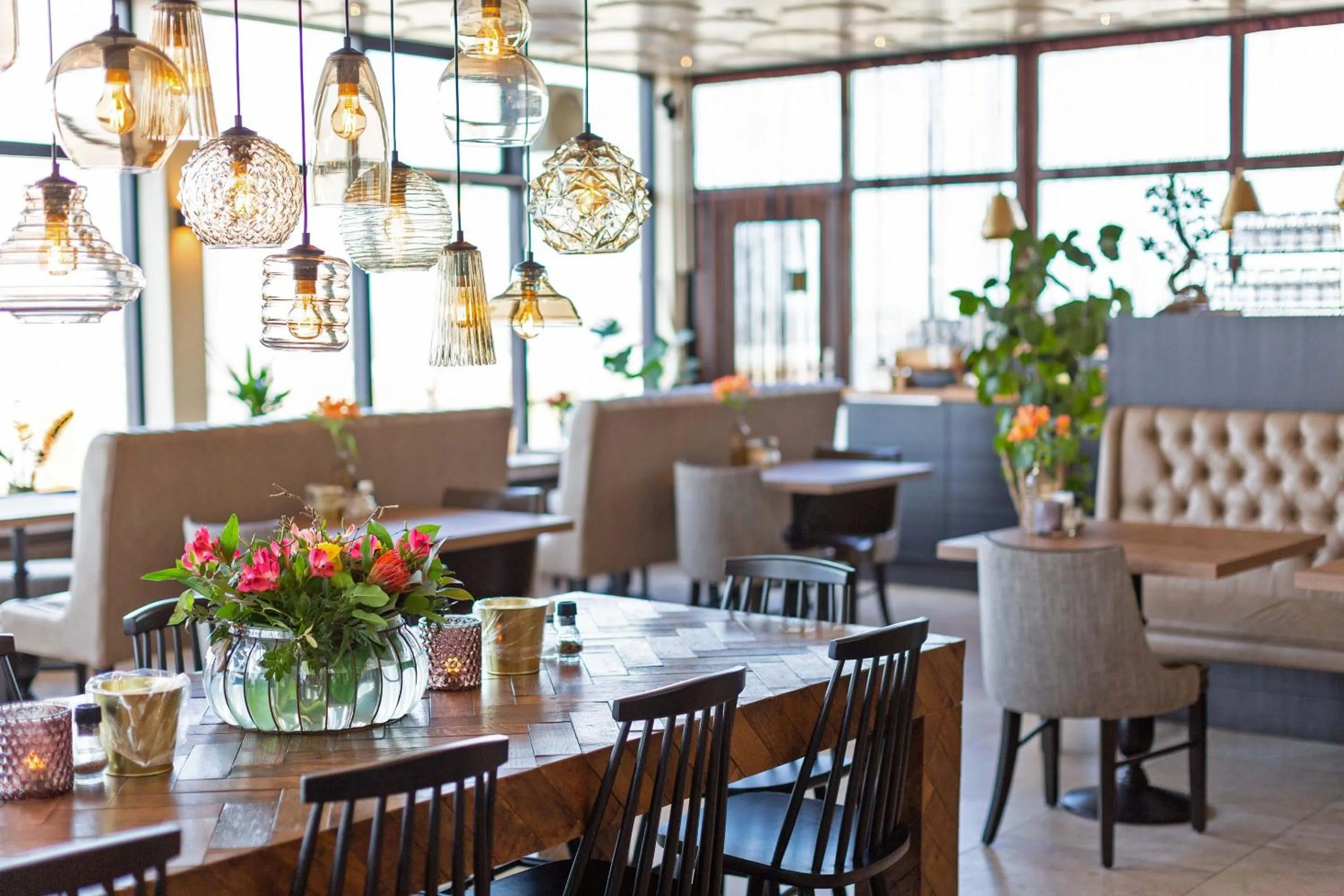 Restaurant/places to eat in Strandhotel Scheveningen